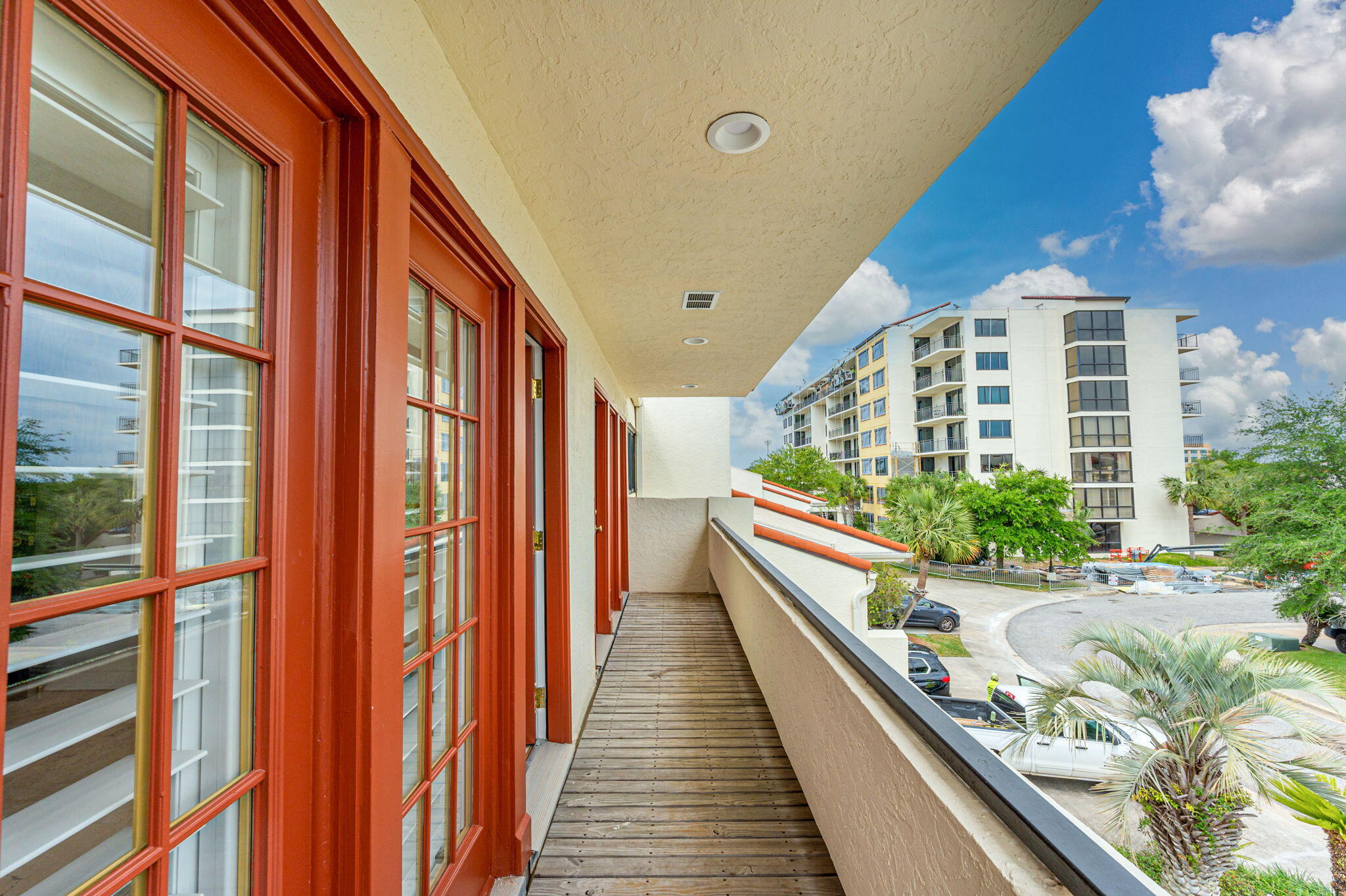 PORT ROYAL CONDOMINIUM - Residential