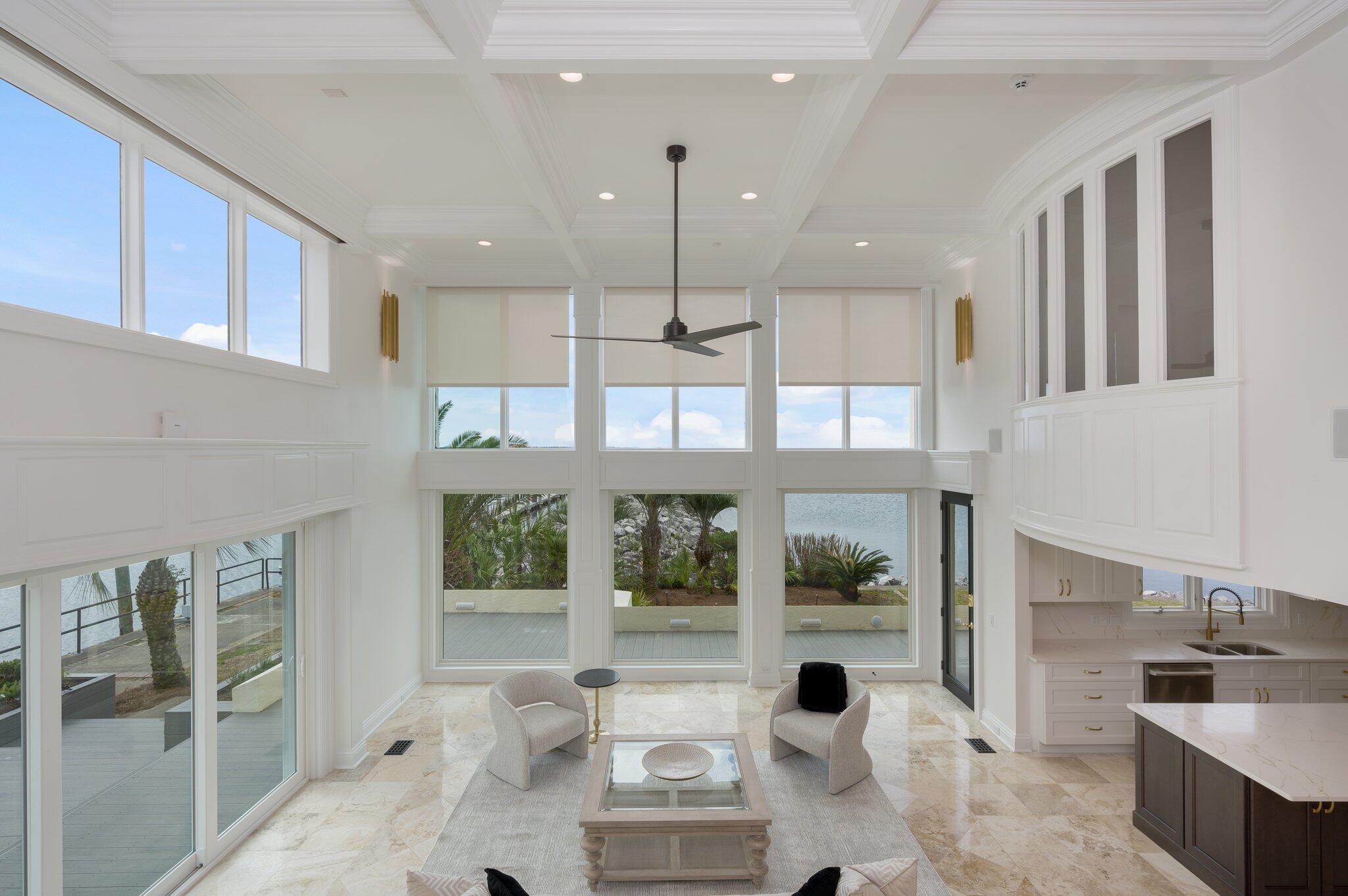 PORT ROYAL CONDOMINIUM - Residential