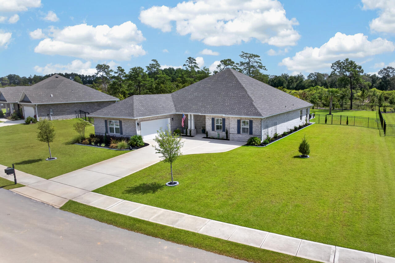 WINDSWEPT ESTATES - Residential