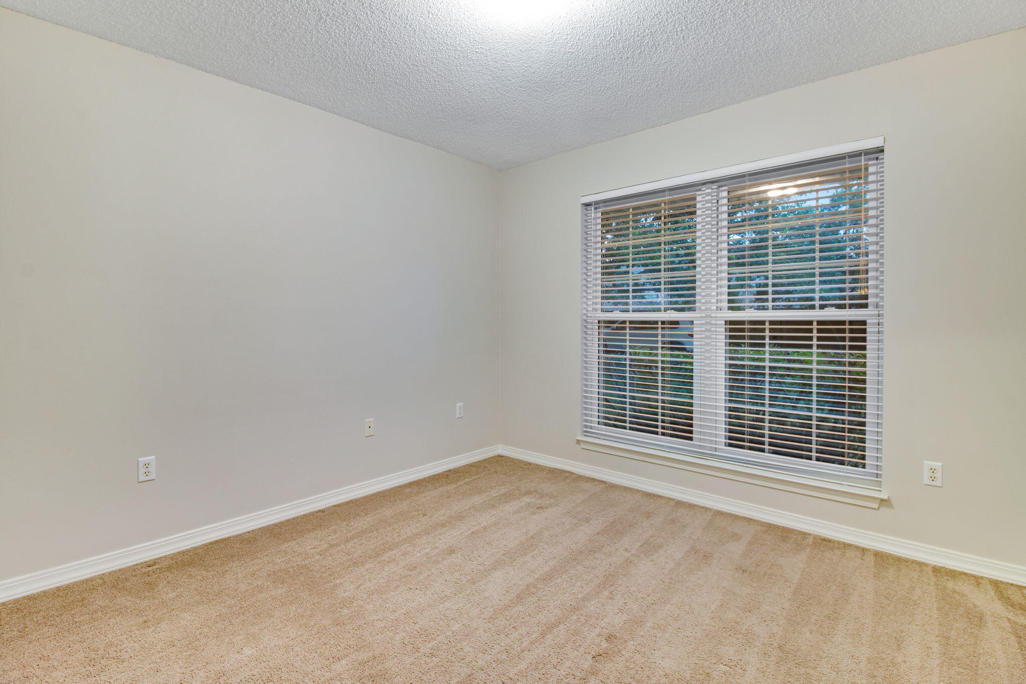 SUNSAIL S/D - Residential Lease