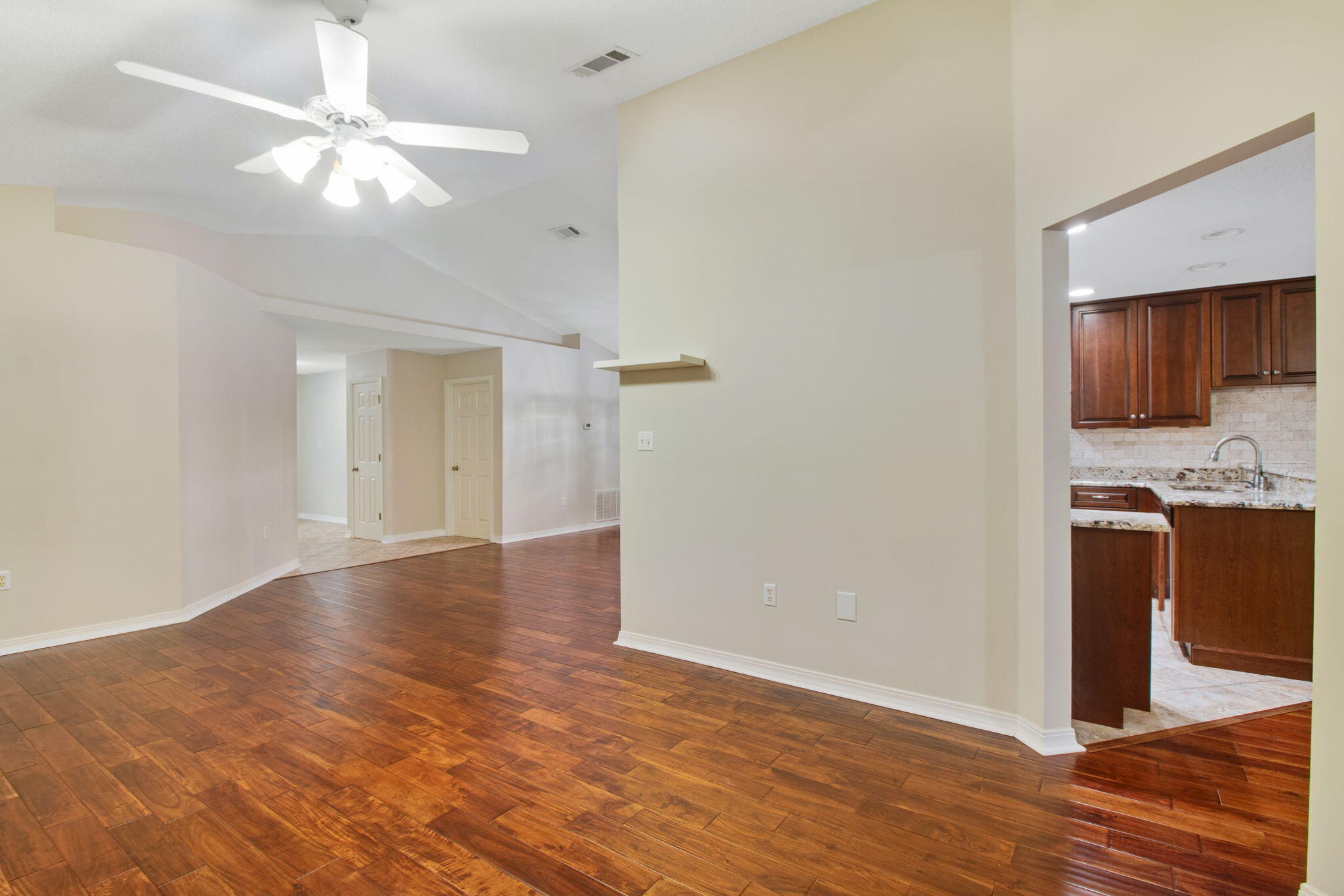 SUNSAIL S/D - Residential Lease