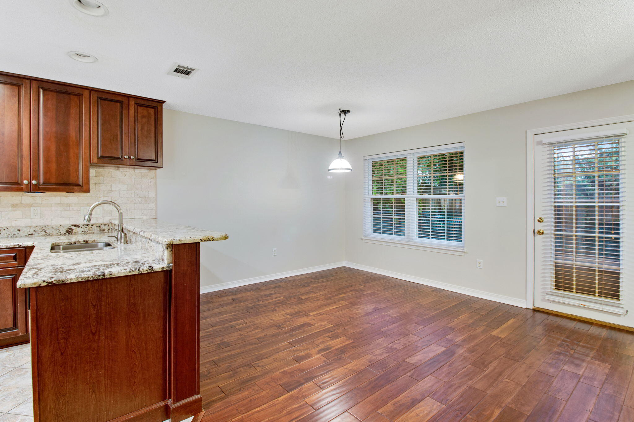 SUNSAIL S/D - Residential Lease