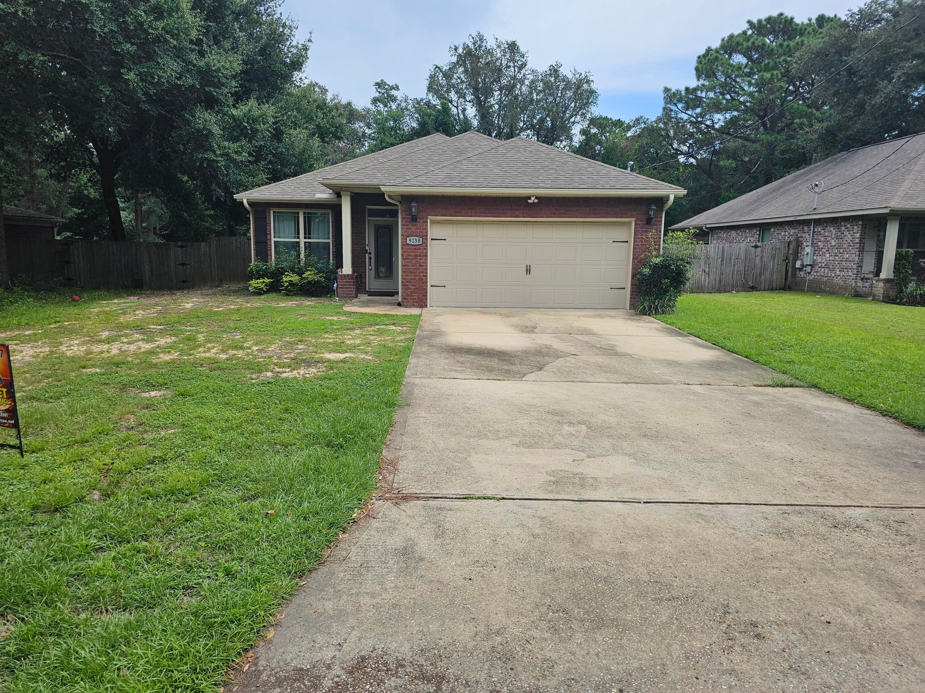 EAST WRIGHT - Residential