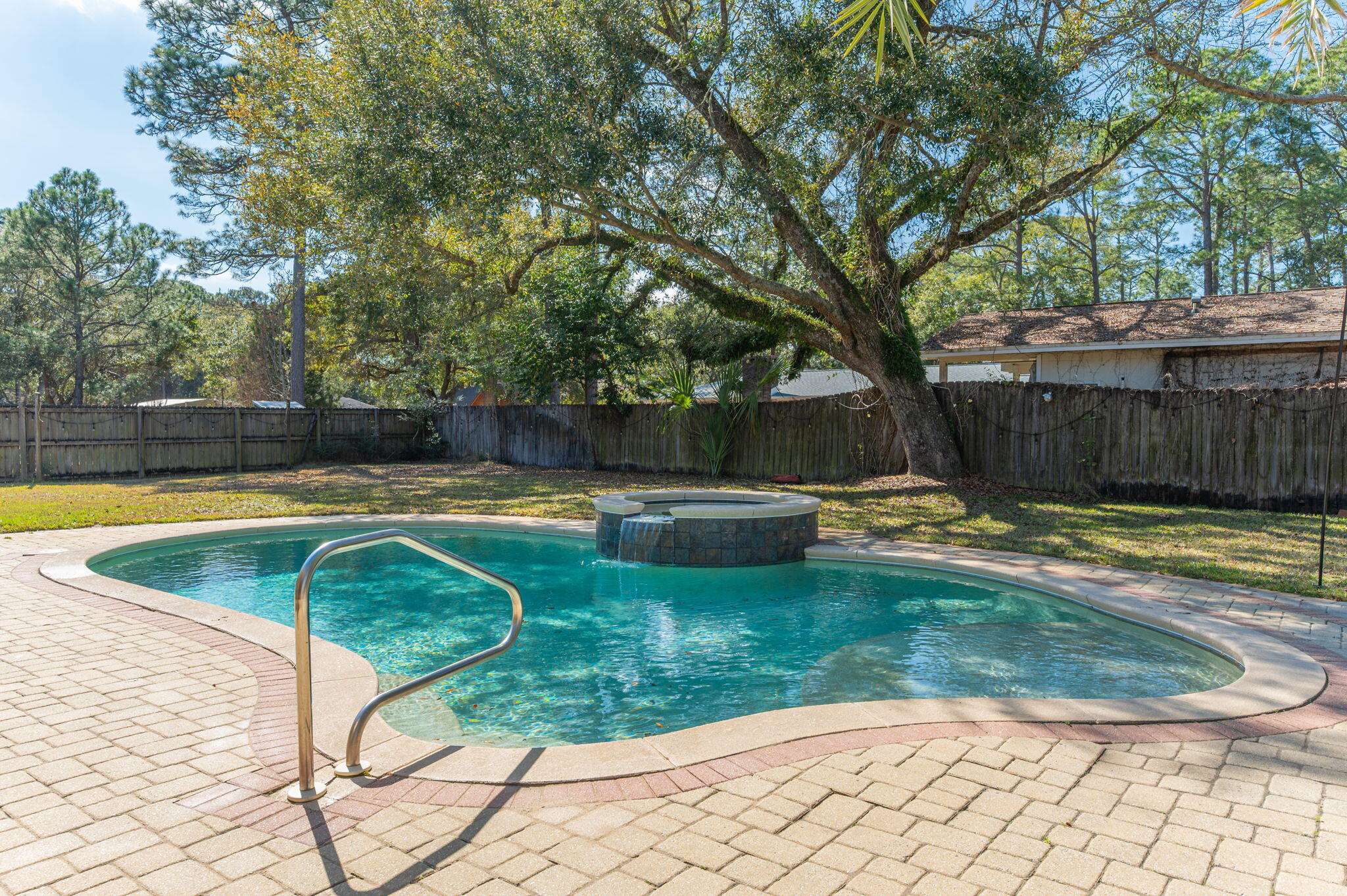 BAHIA OAKS PH I - Residential
