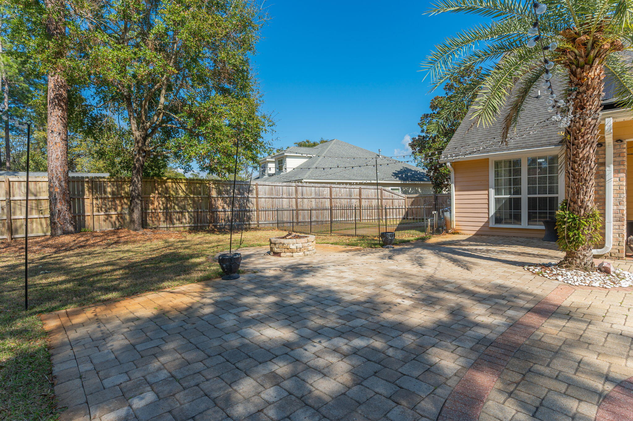 BAHIA OAKS PH I - Residential