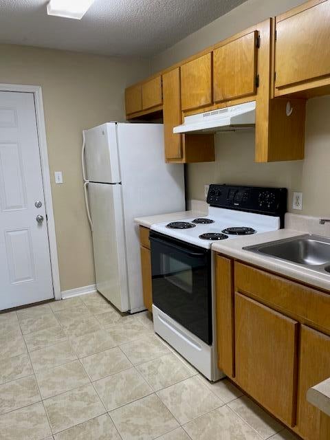 SEA LARK LANDING - Residential Lease