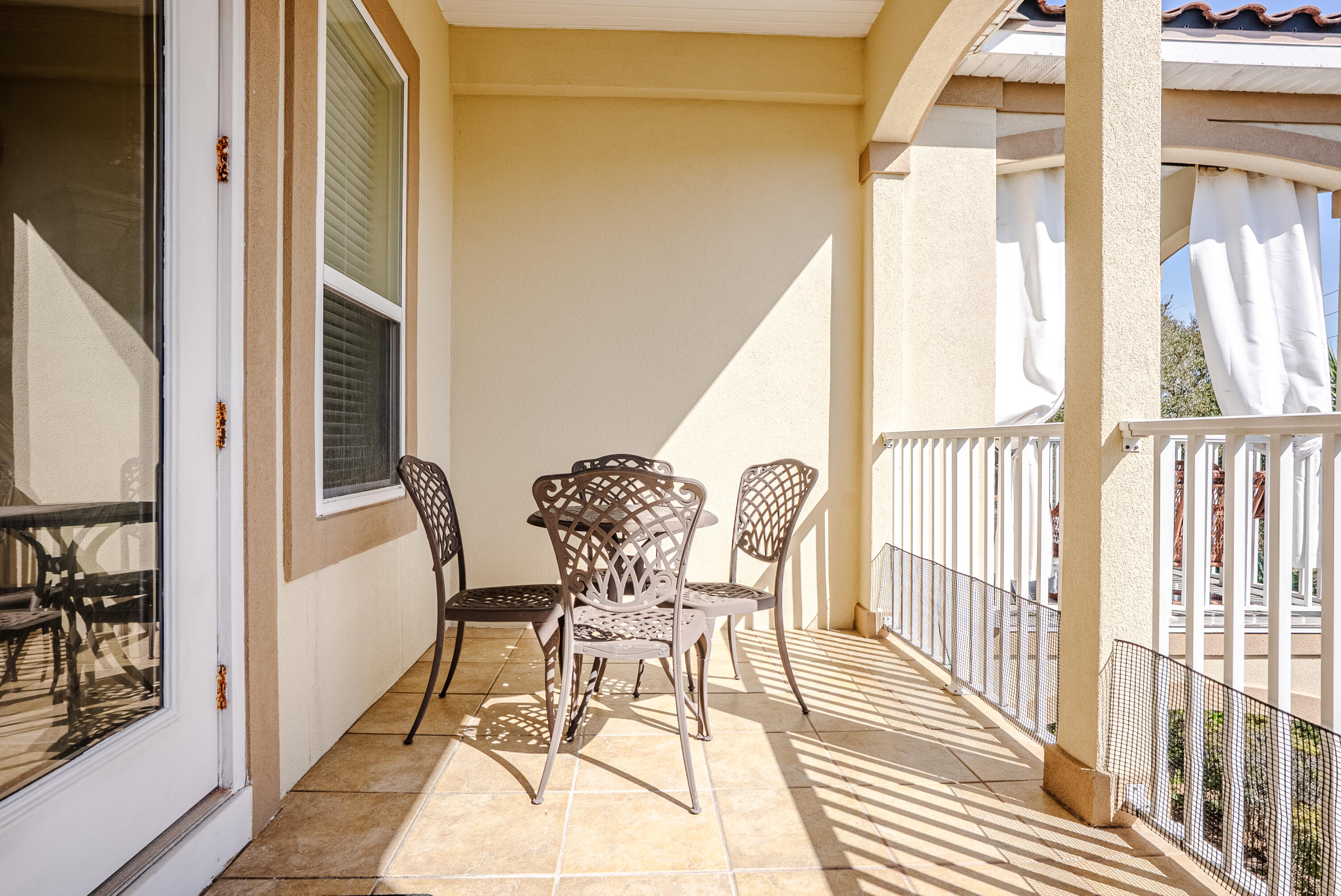 LA VALENCIA BEACH RESORT - Residential