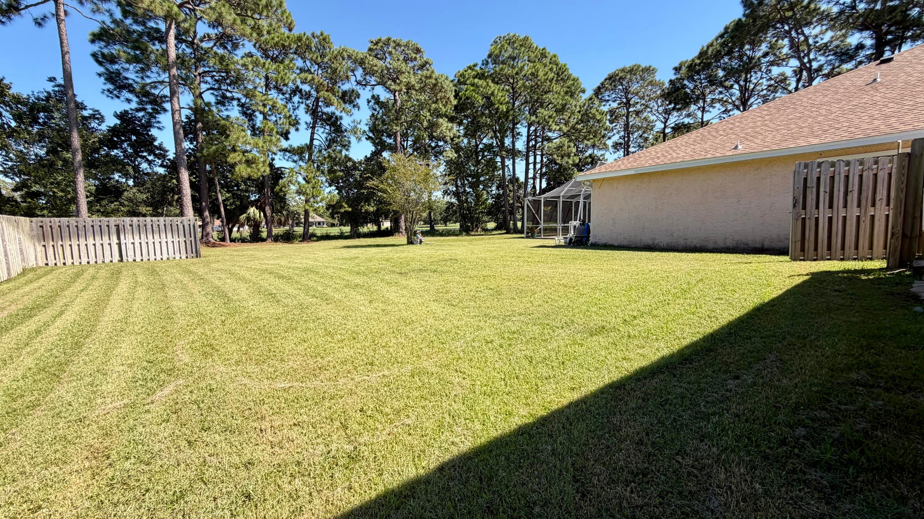 Colony Club - Residential