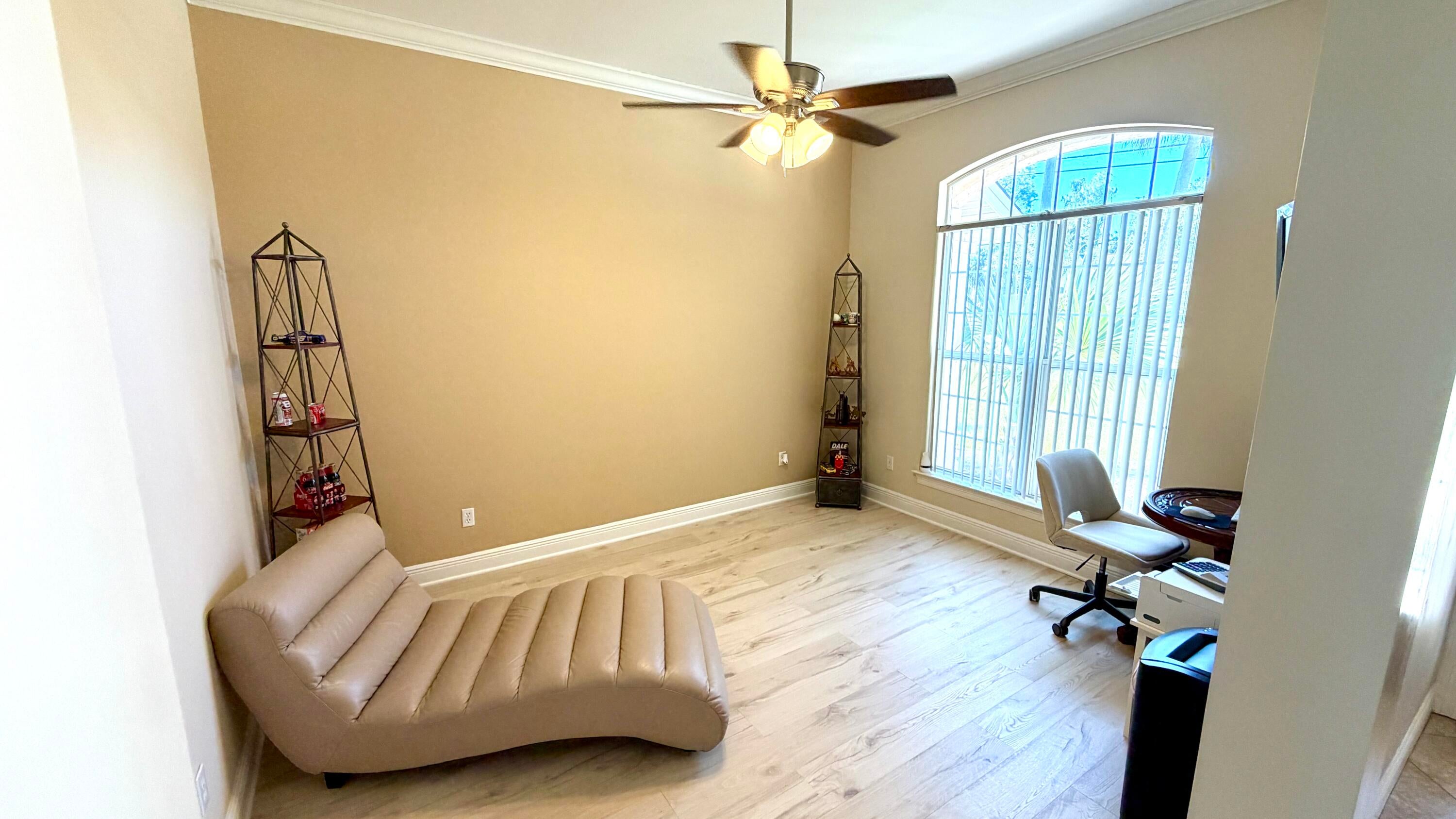 Colony Club - Residential