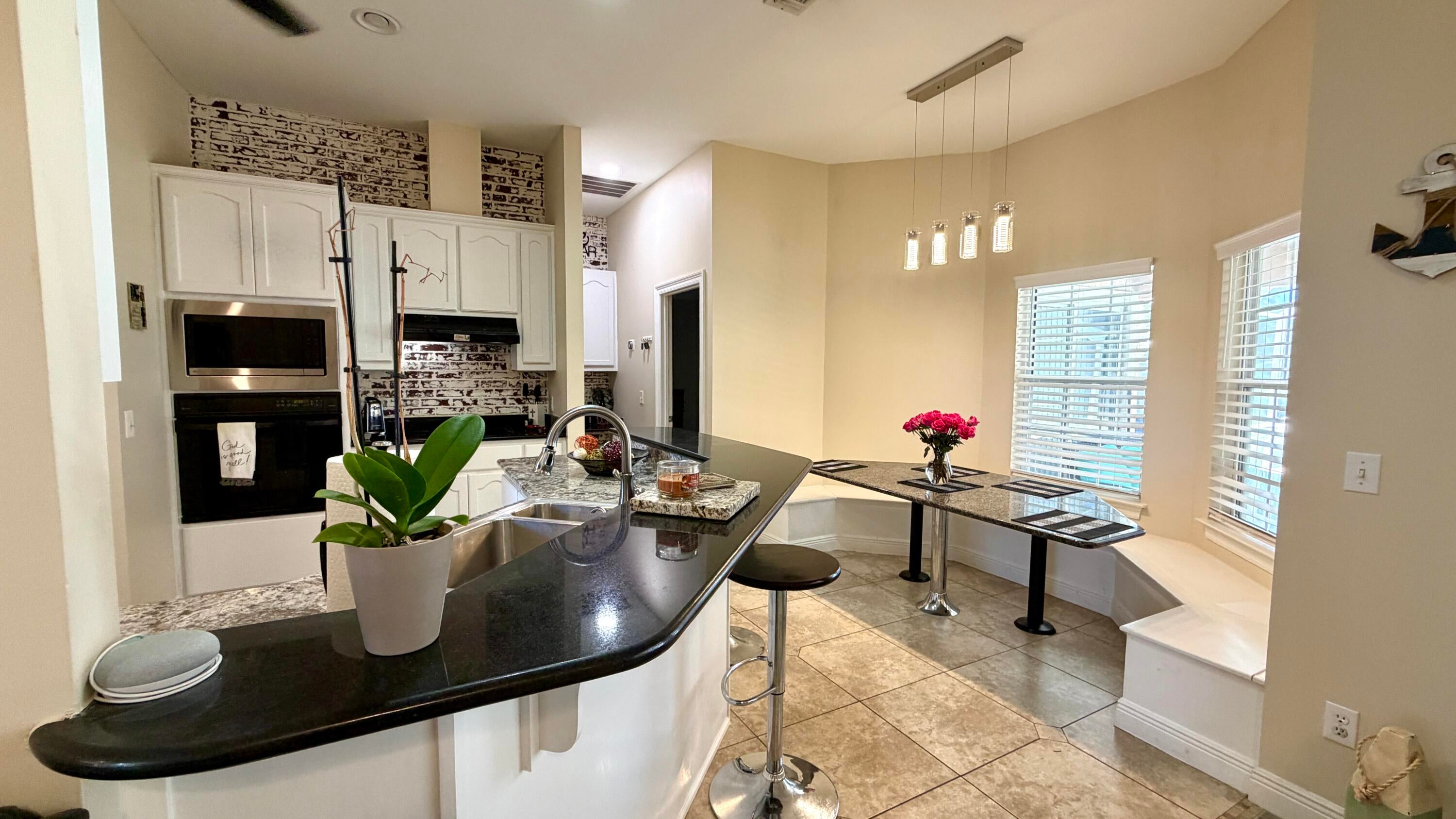 Colony Club - Residential