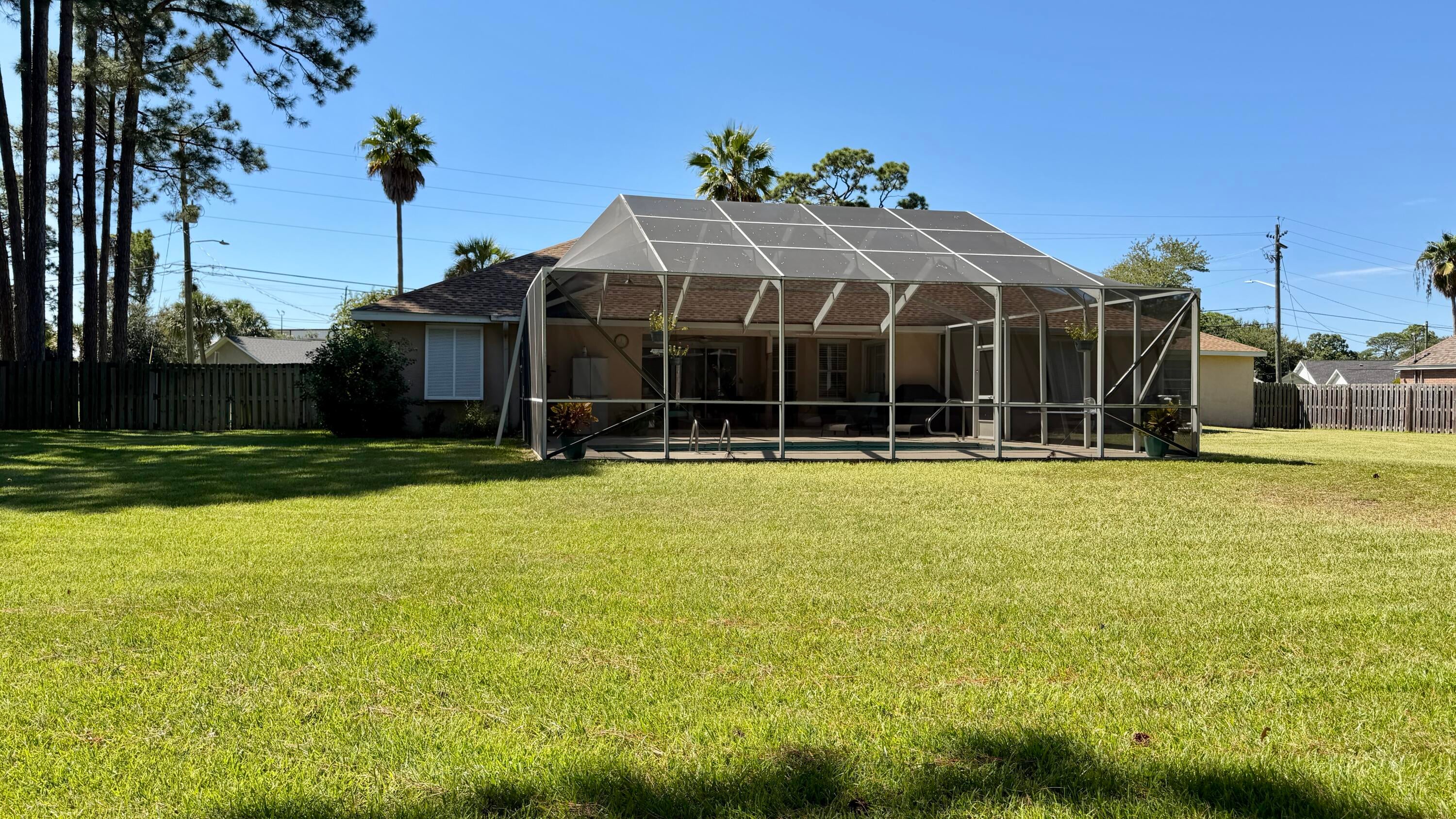 Colony Club - Residential