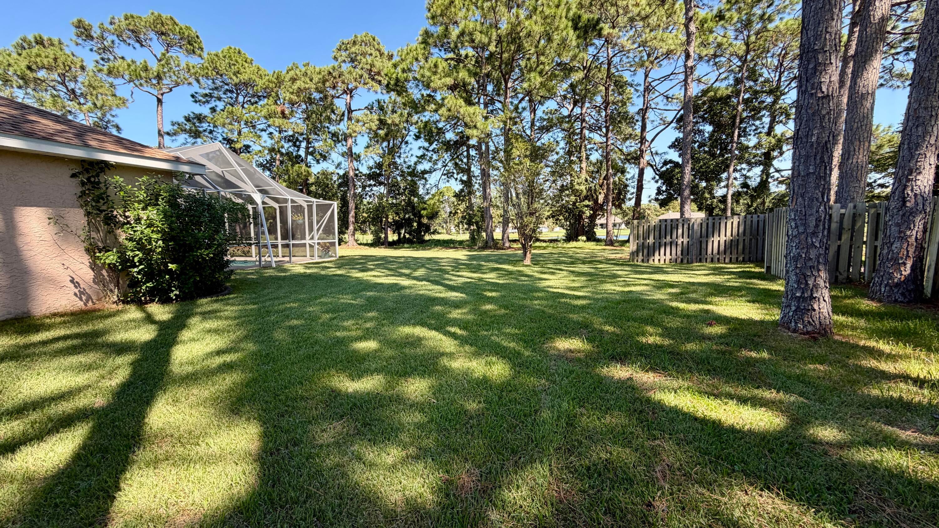 Colony Club - Residential