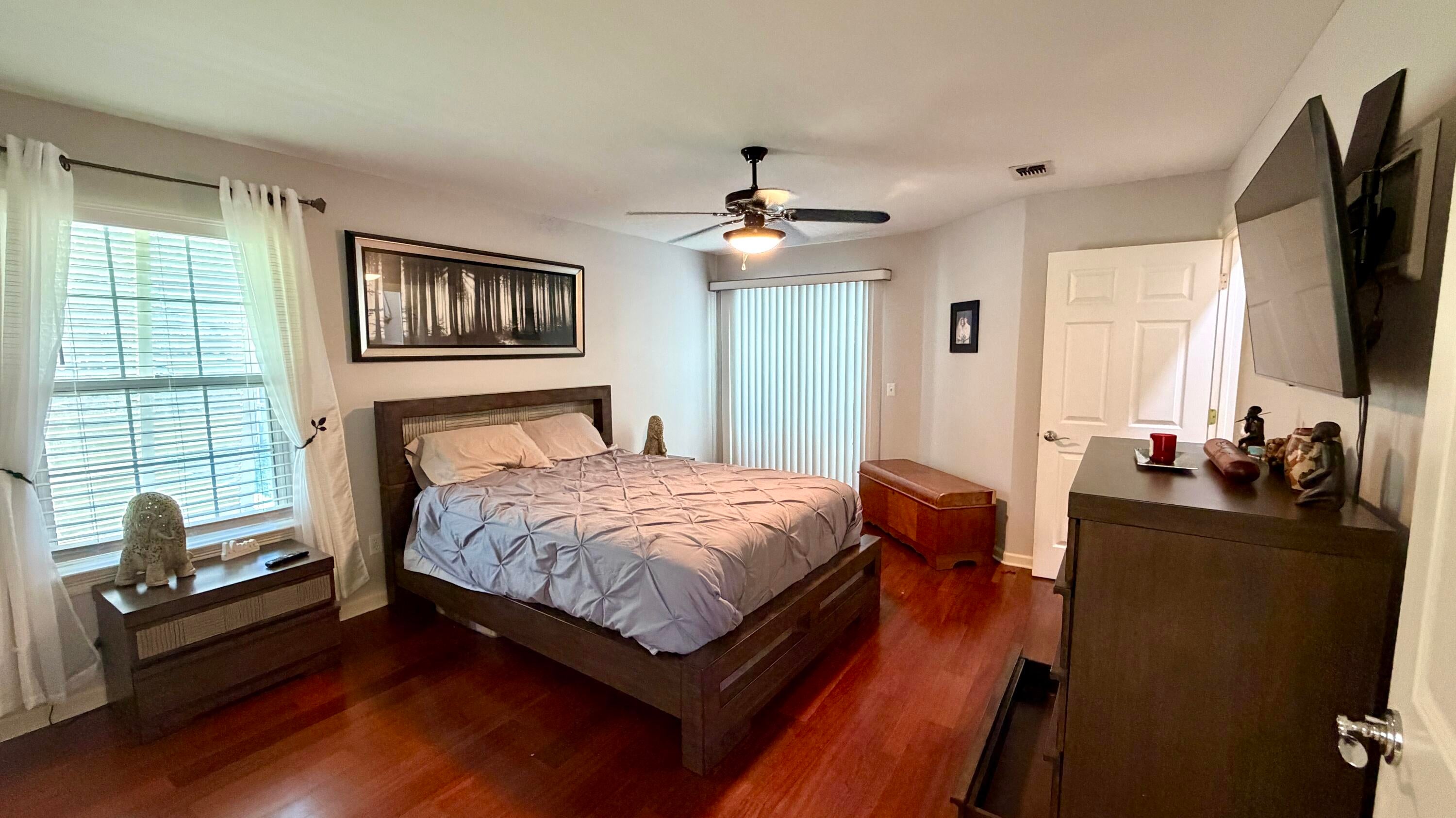 Colony Club - Residential