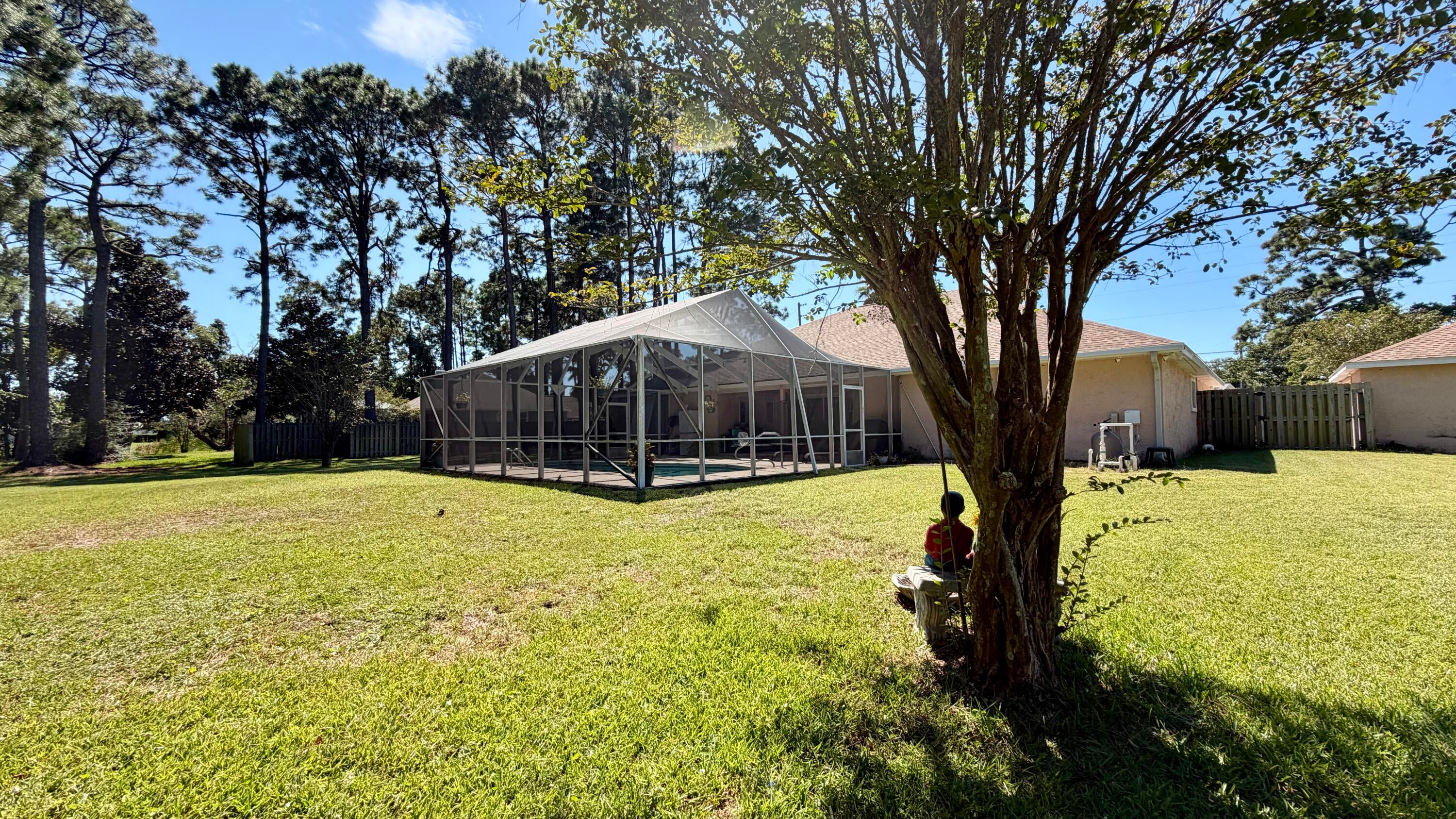 Colony Club - Residential