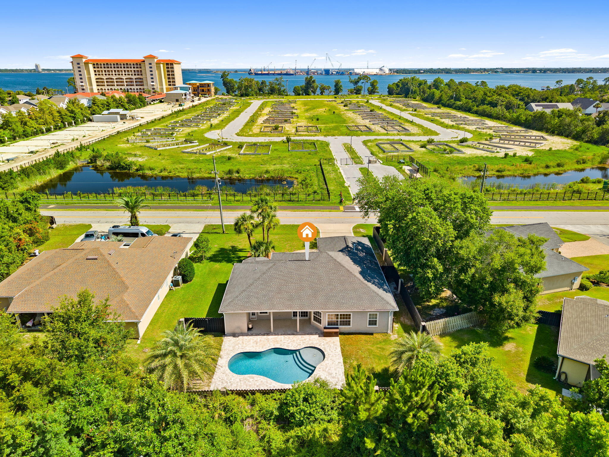 MAGNOLIA POINT AT THE PRESERVE - Residential