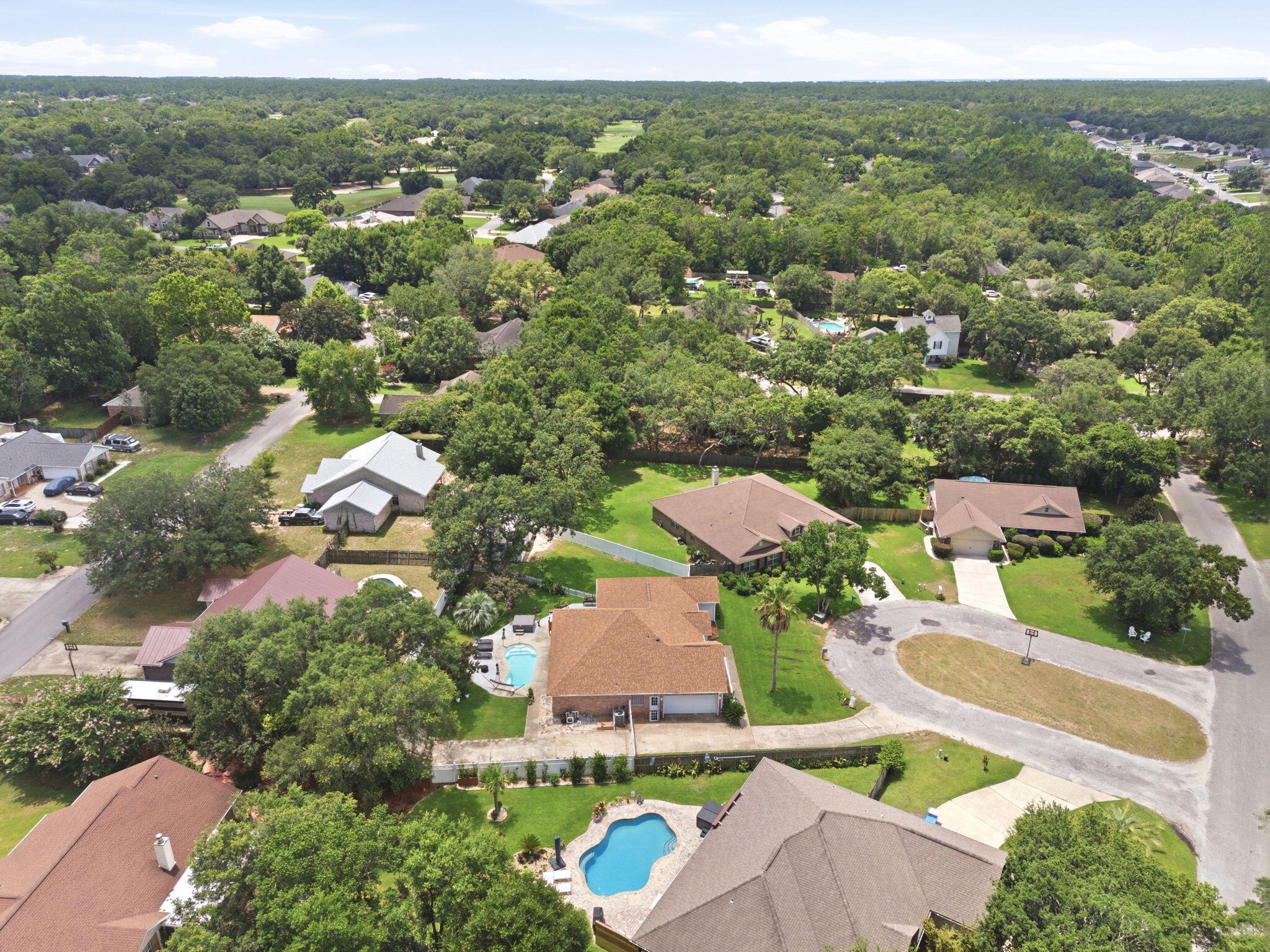 TOM KING ESTATES - Residential