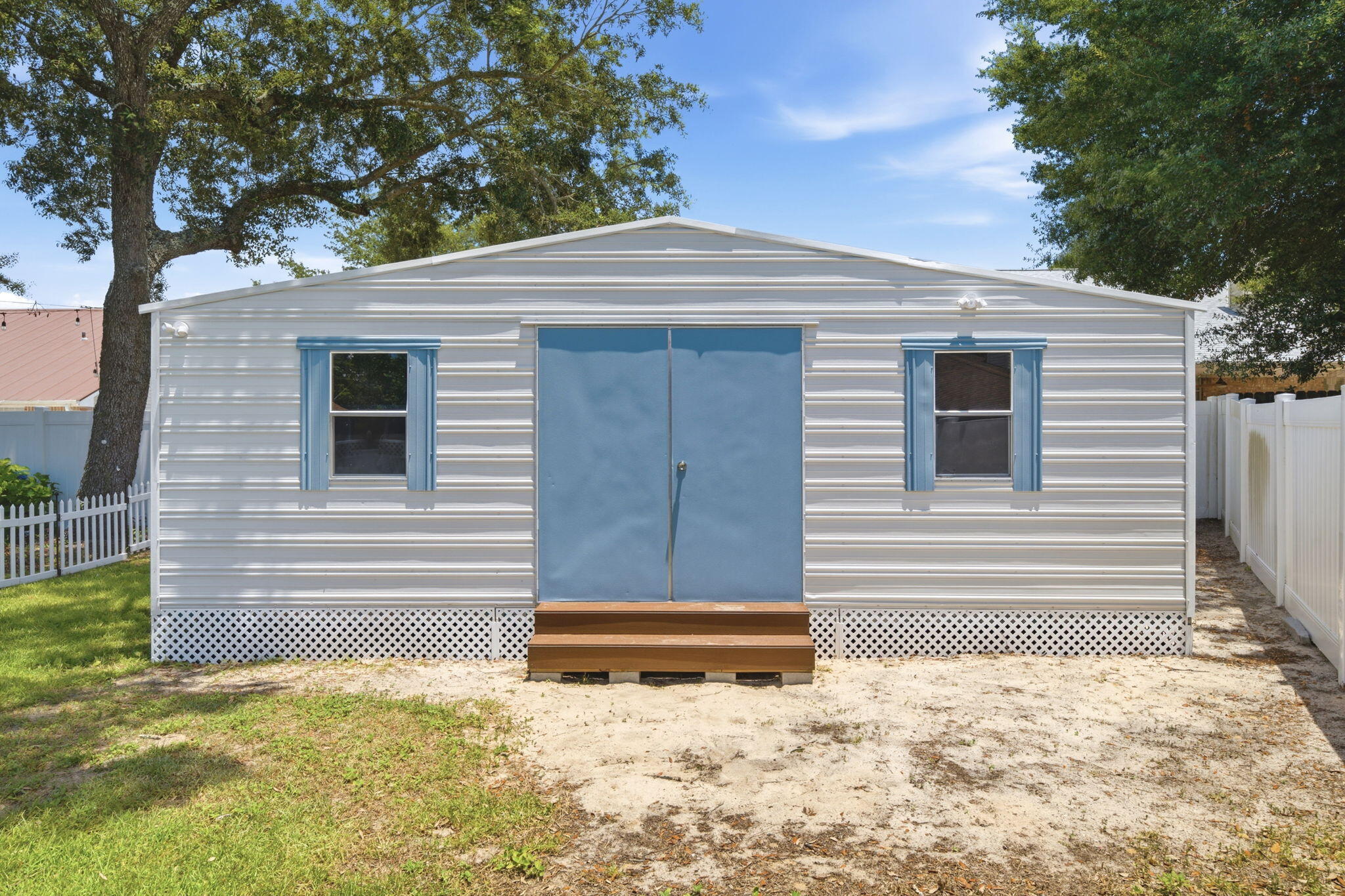 TOM KING ESTATES - Residential