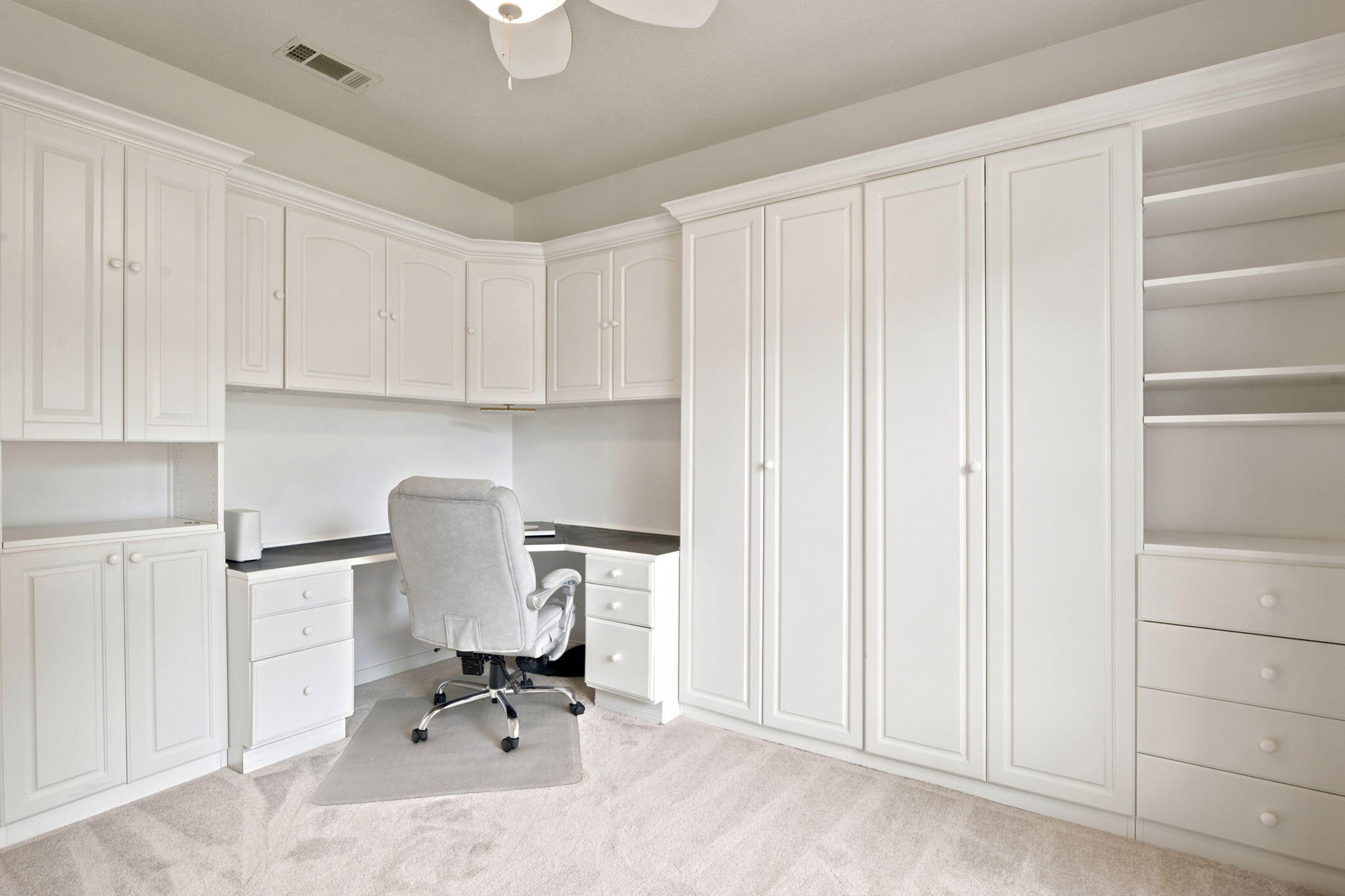 TOM KING ESTATES - Residential