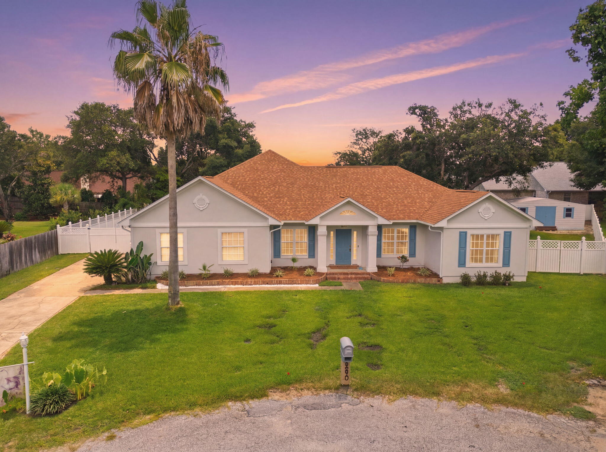 TOM KING ESTATES - Residential