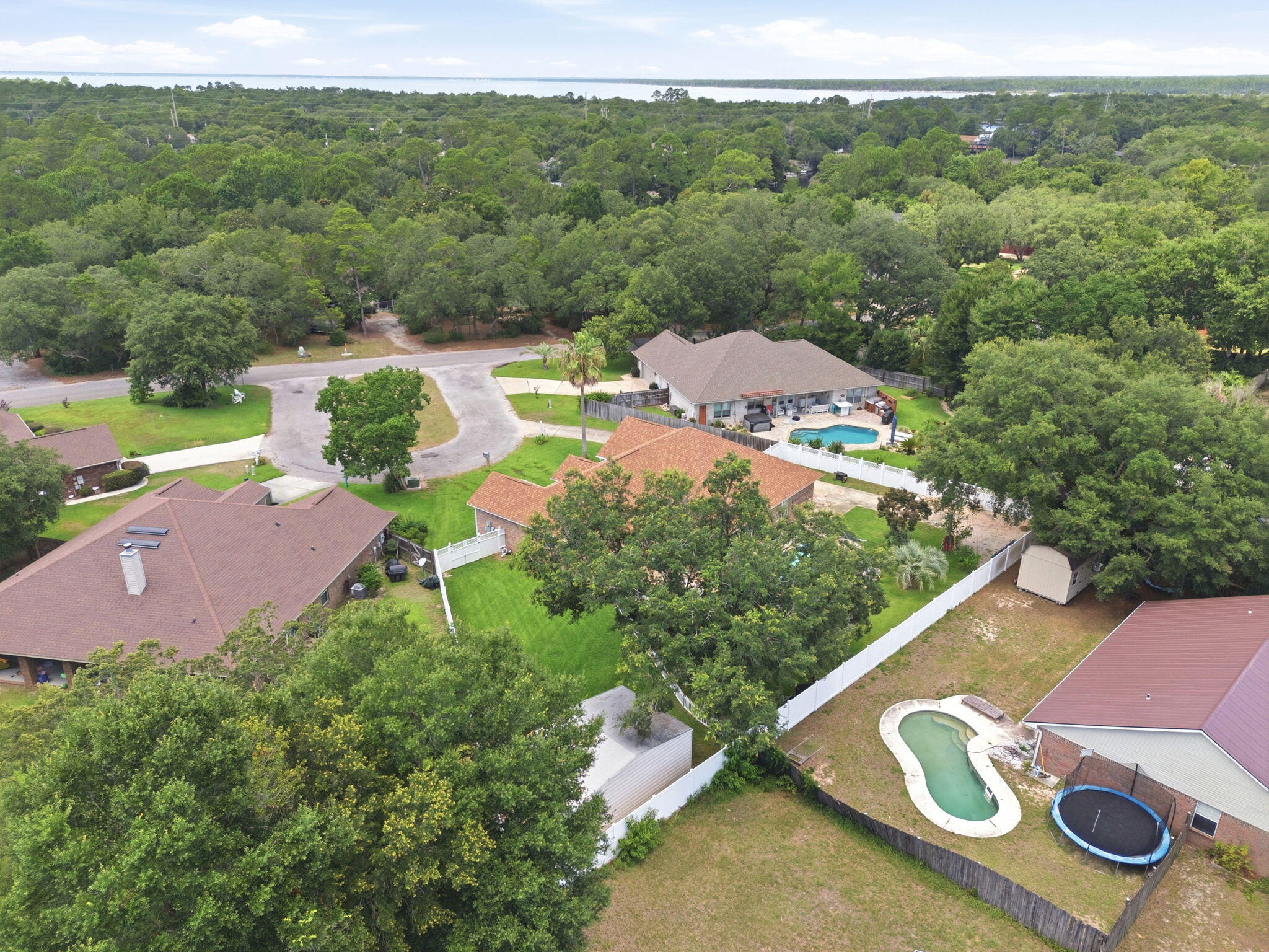 TOM KING ESTATES - Residential