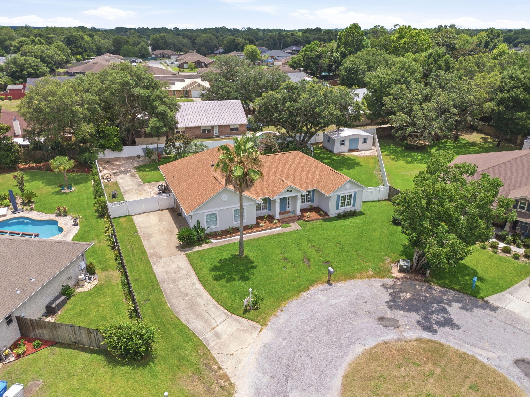 TOM KING ESTATES - Residential