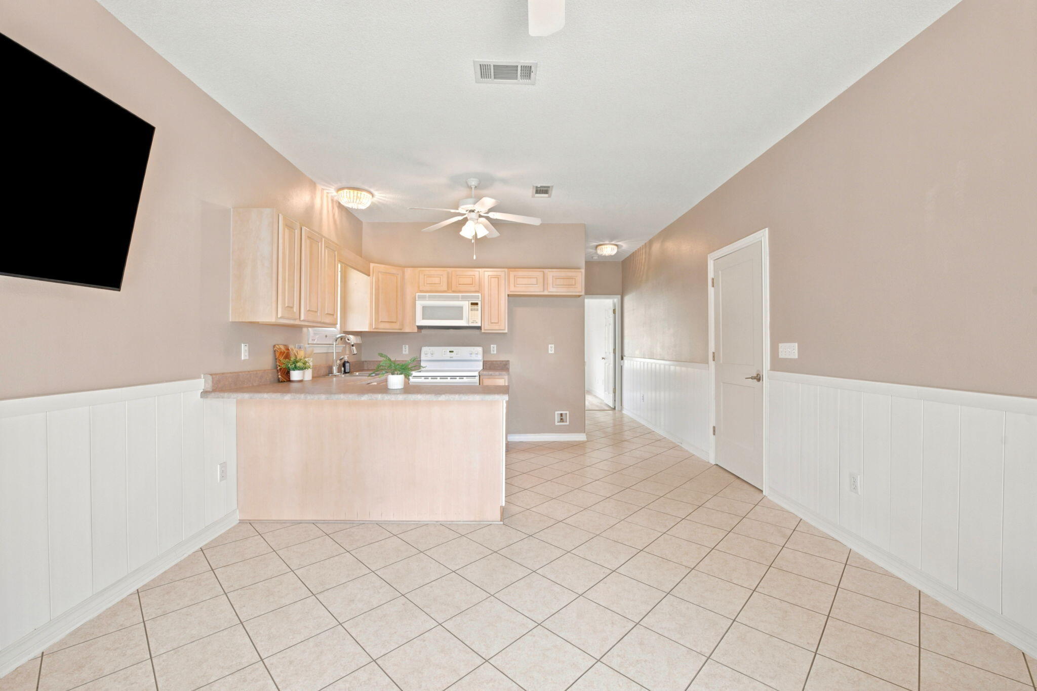 TOM KING ESTATES - Residential