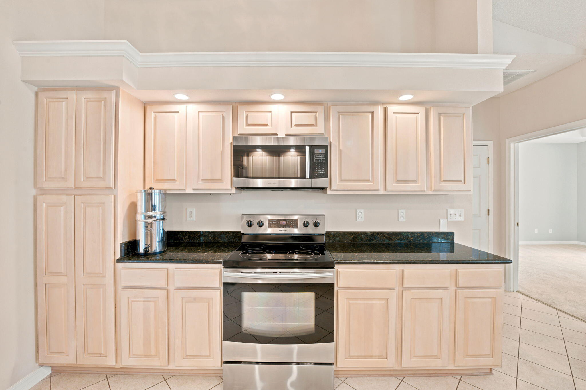 TOM KING ESTATES - Residential
