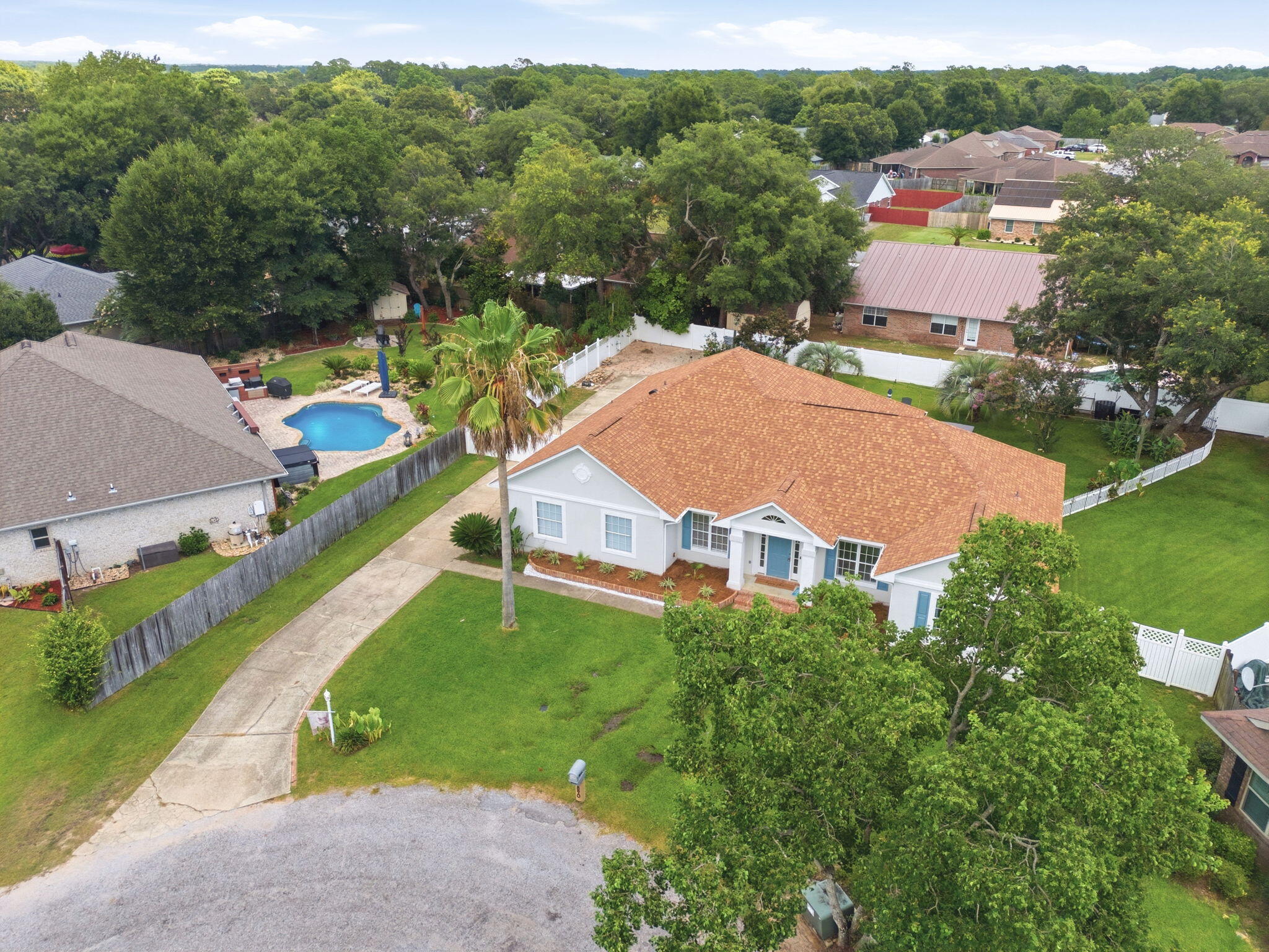 TOM KING ESTATES - Residential