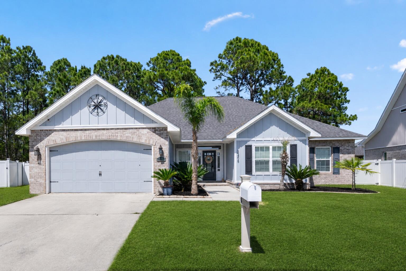 WINDWARD COVE - Residential