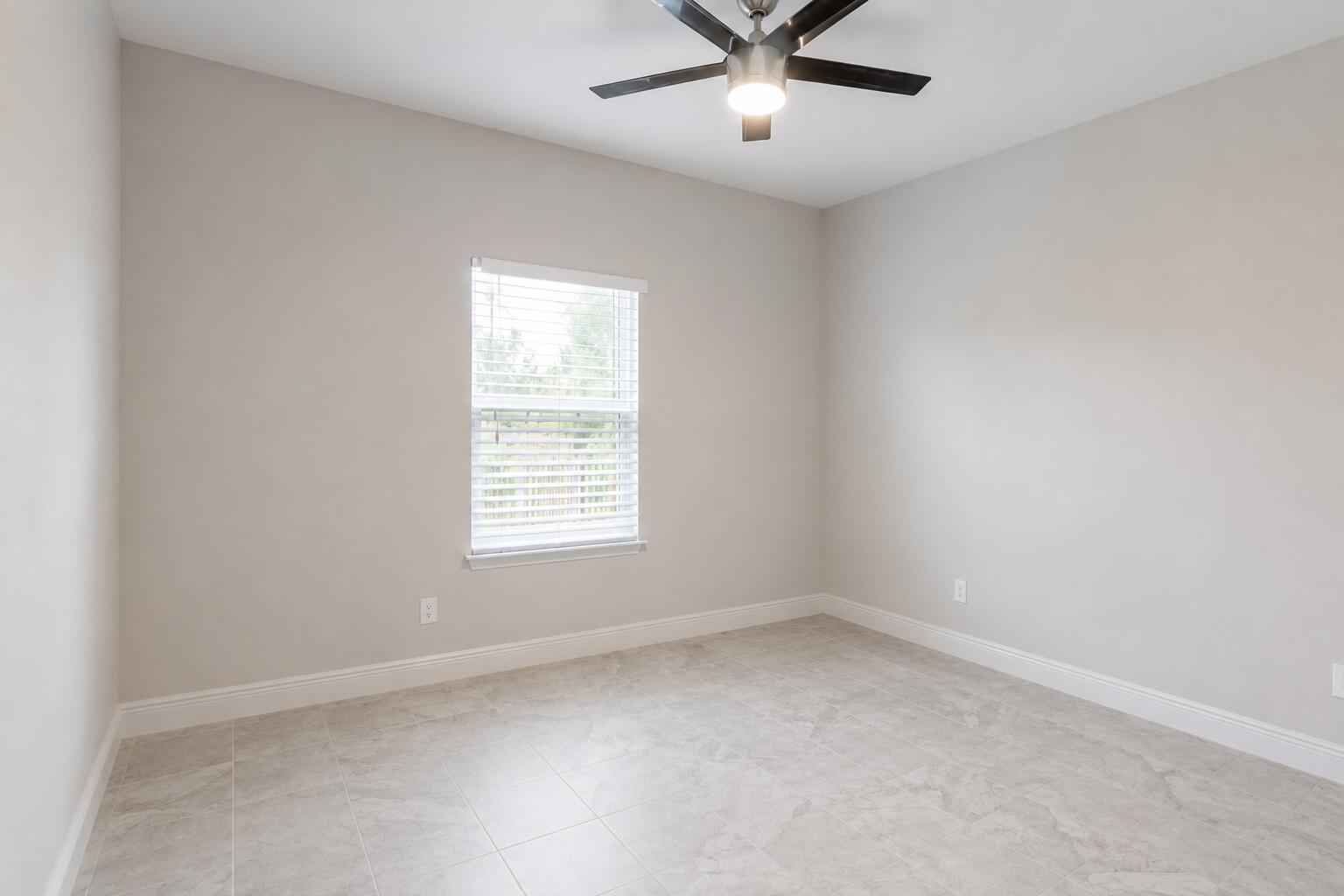 WINDWARD COVE - Residential