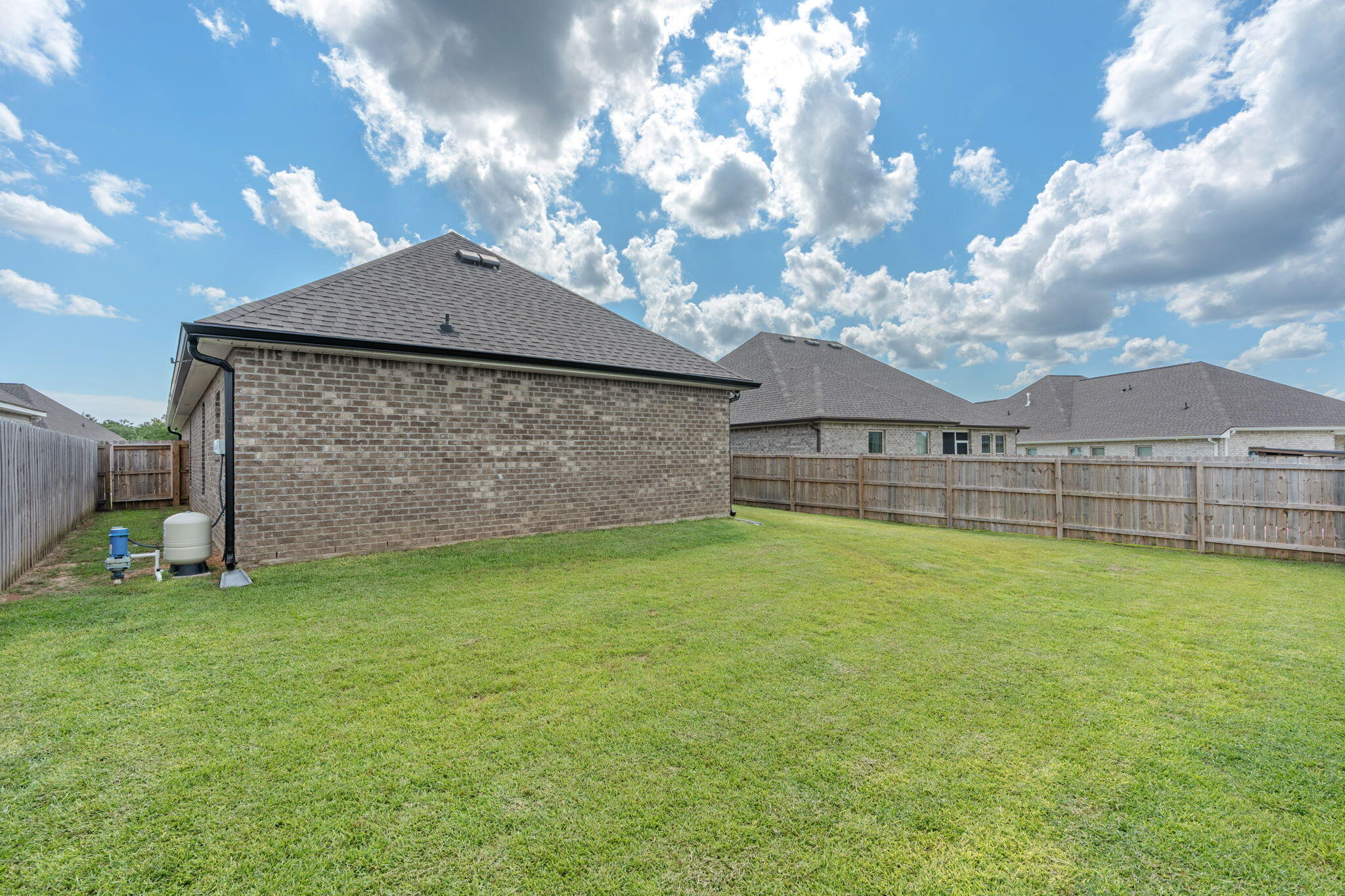 THE BLUFFS AT LAFAYETTE - Residential