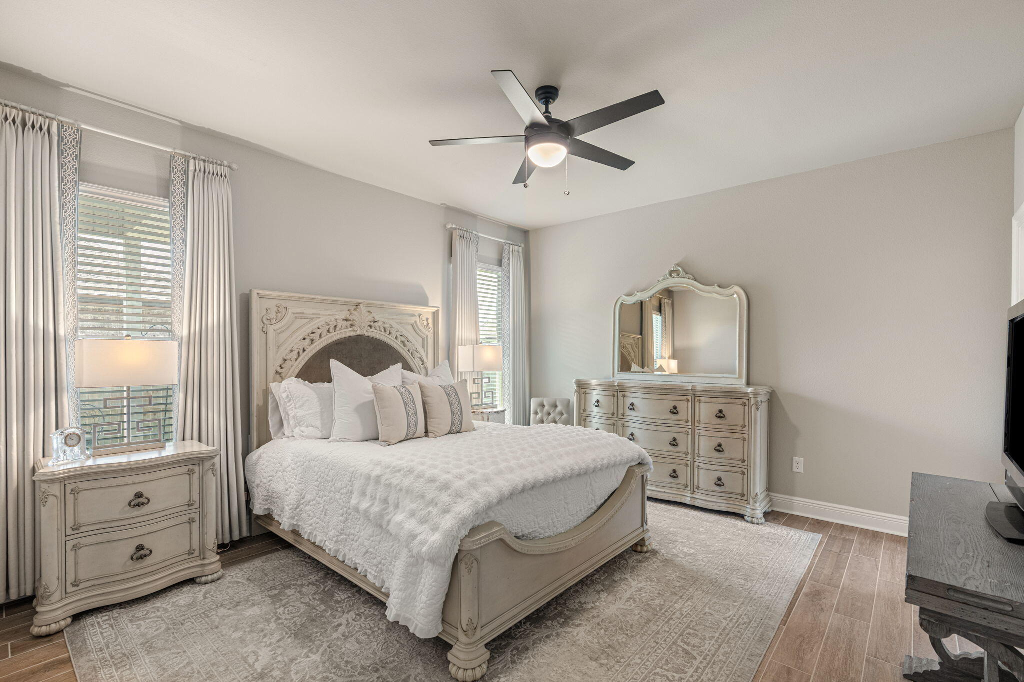 THE BLUFFS AT LAFAYETTE - Residential