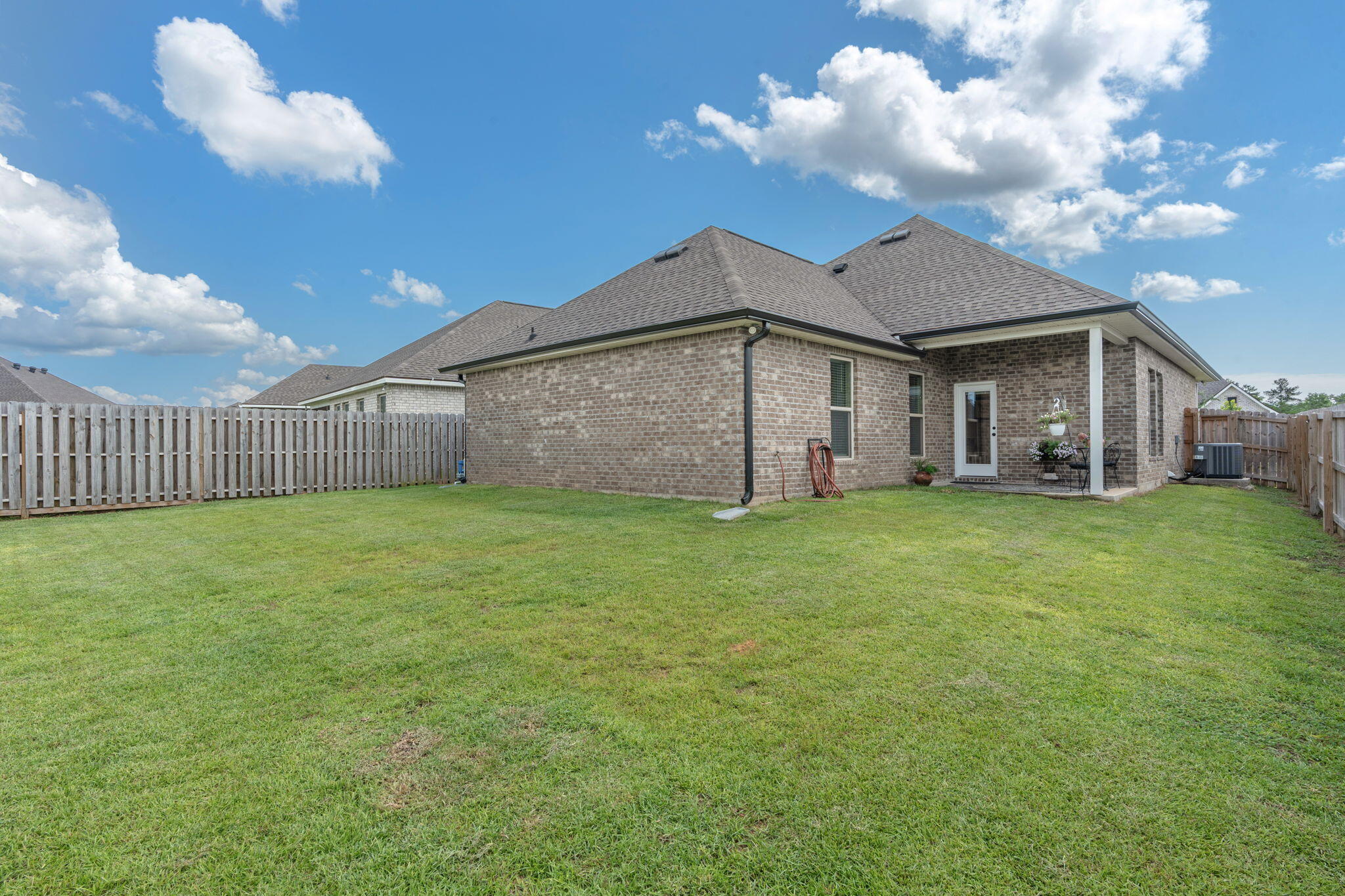THE BLUFFS AT LAFAYETTE - Residential