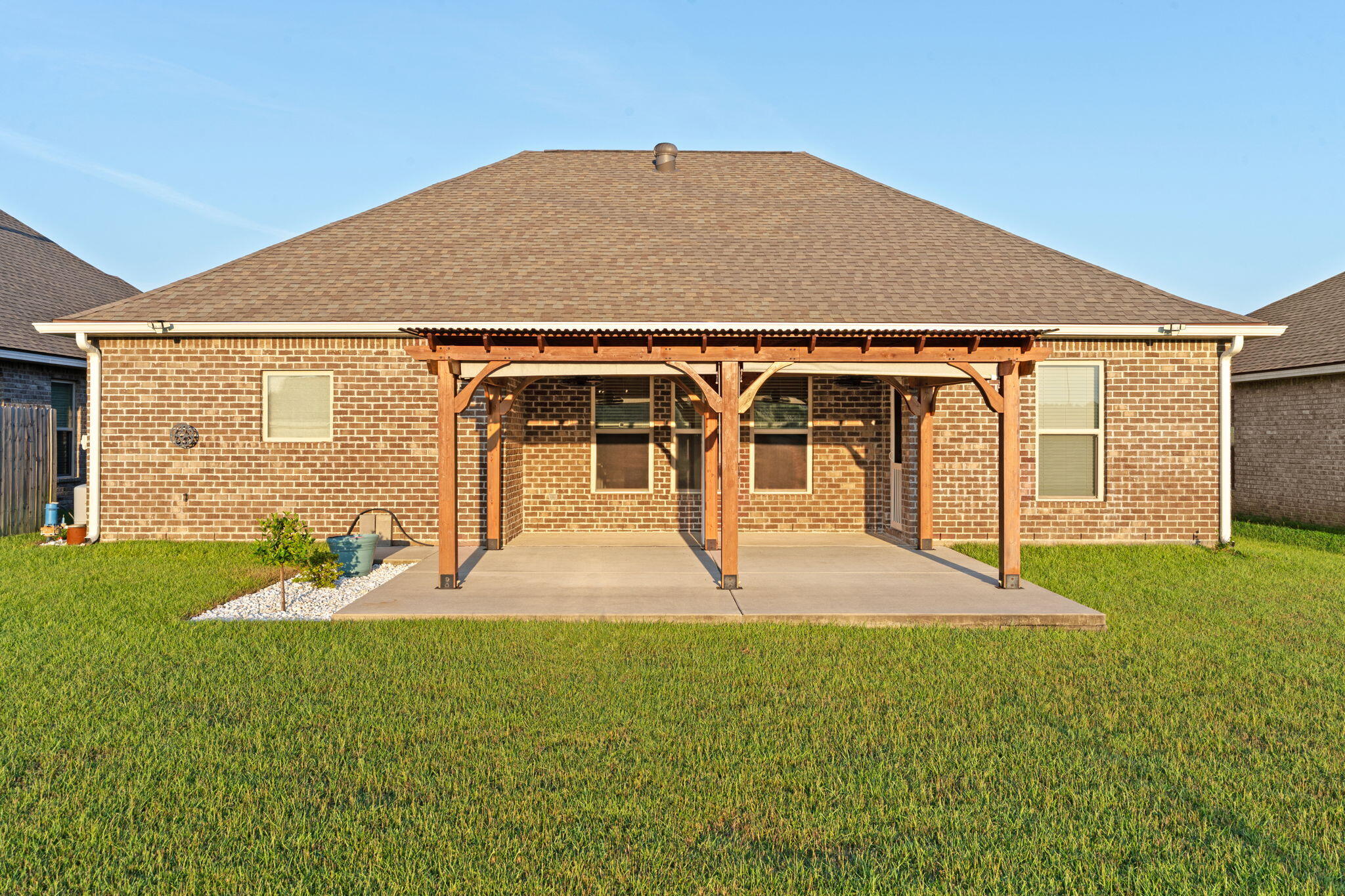 THE BLUFFS AT LAFAYETTE - Residential