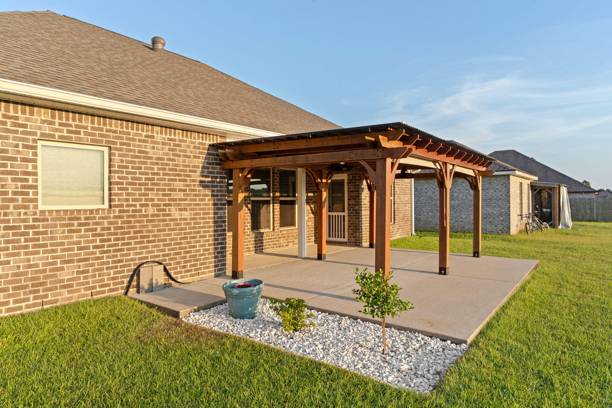 THE BLUFFS AT LAFAYETTE - Residential