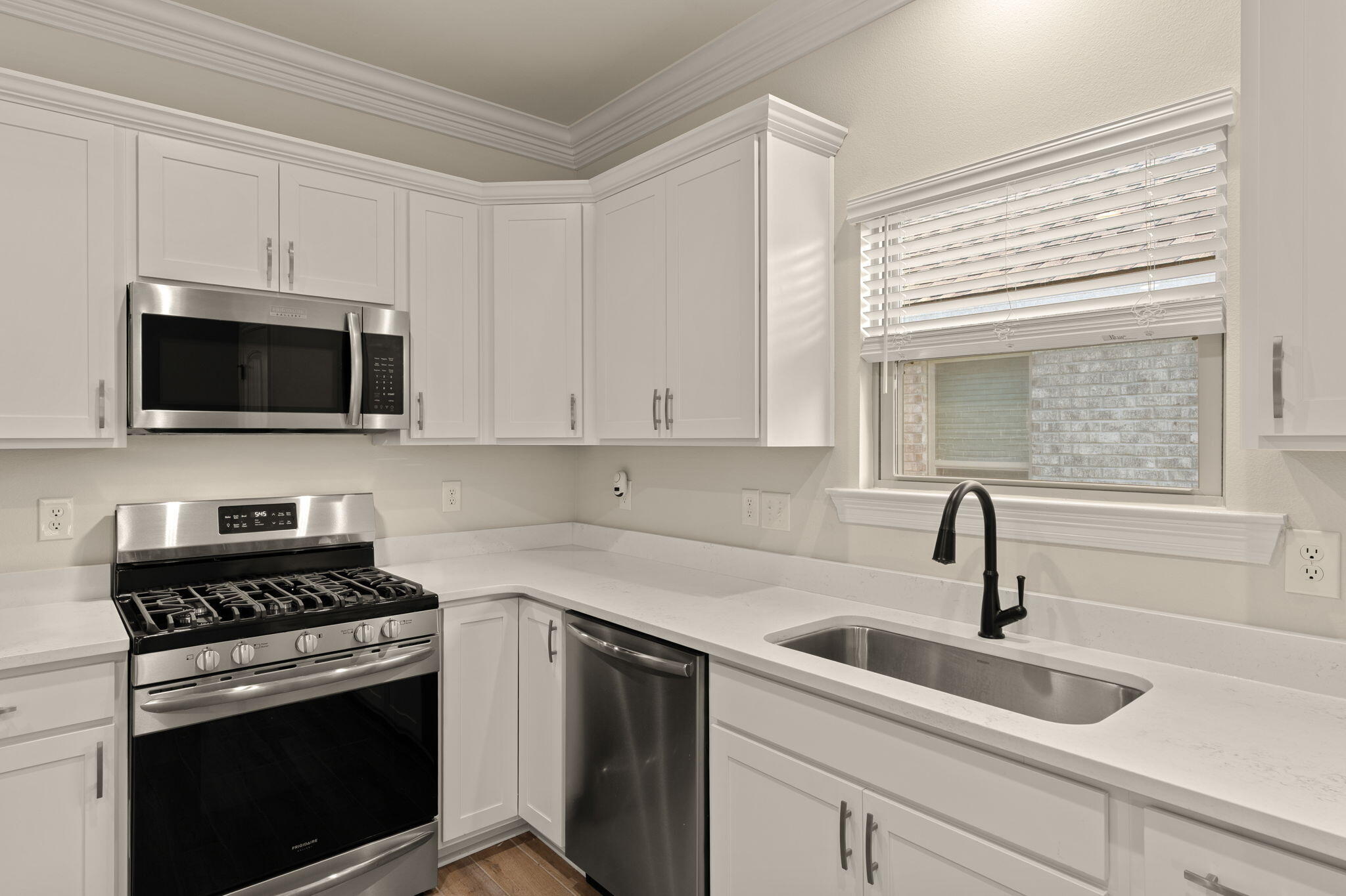 THE BLUFFS AT LAFAYETTE - Residential