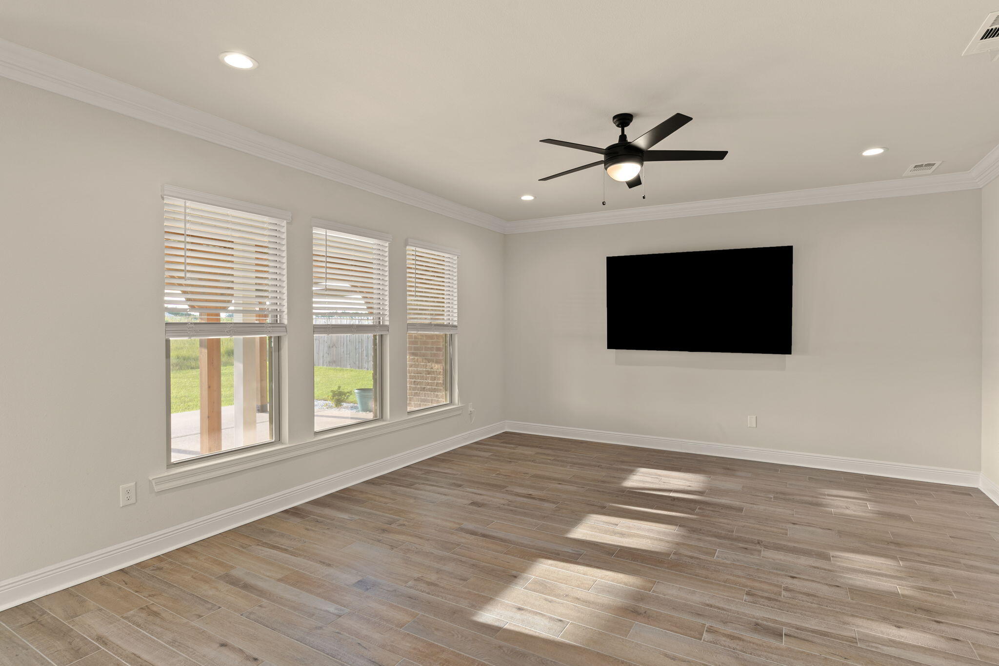 THE BLUFFS AT LAFAYETTE - Residential
