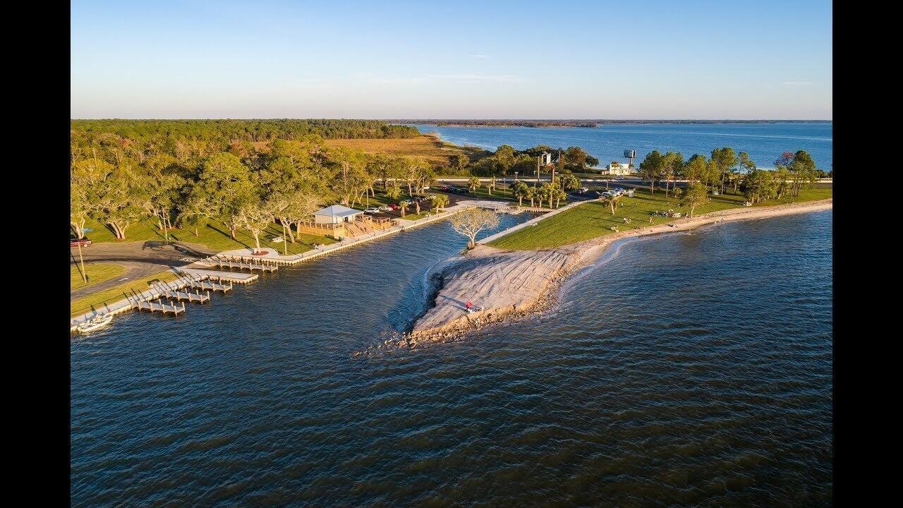 THE BLUFFS AT LAFAYETTE - Residential