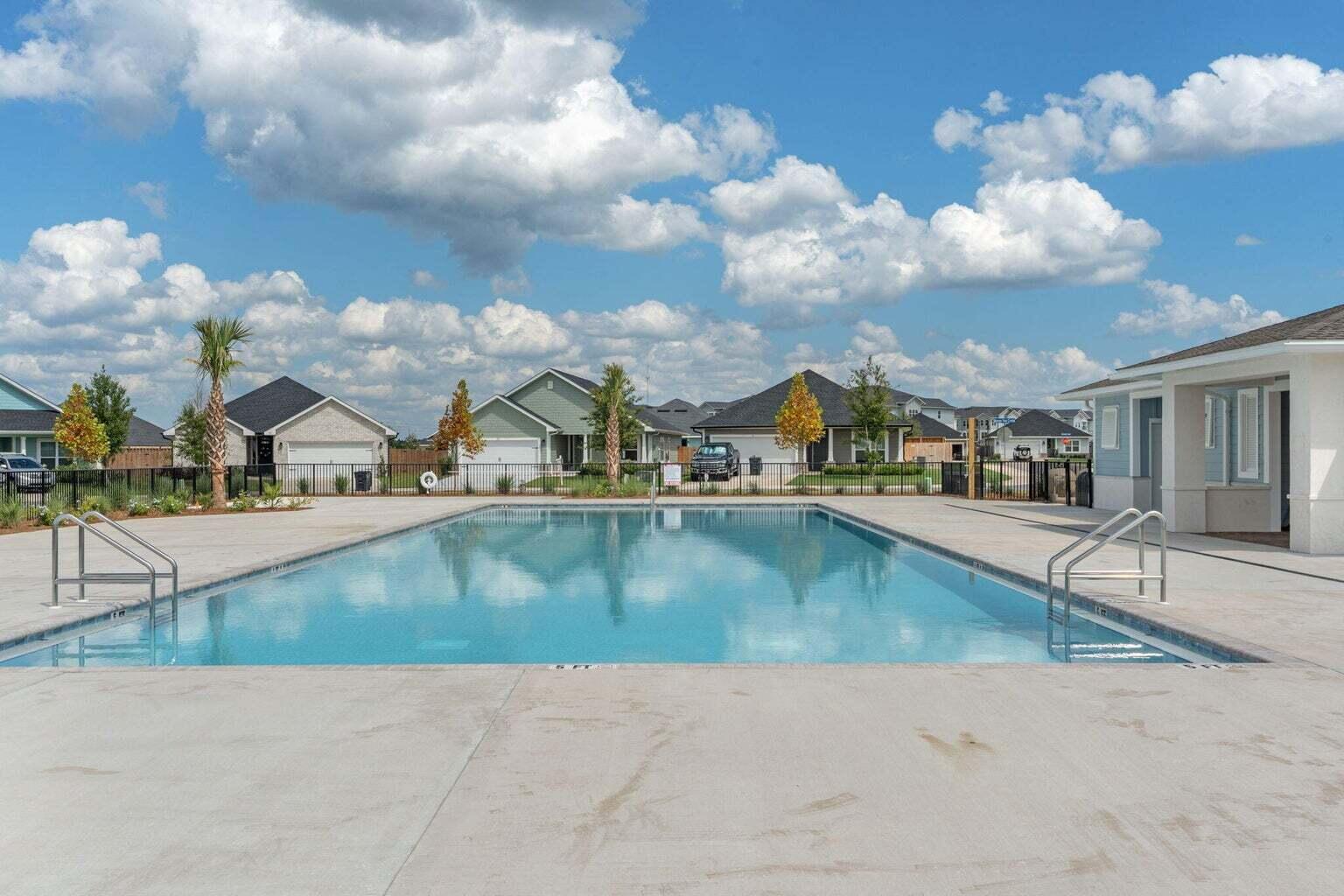 THE BLUFFS AT LAFAYETTE - Residential