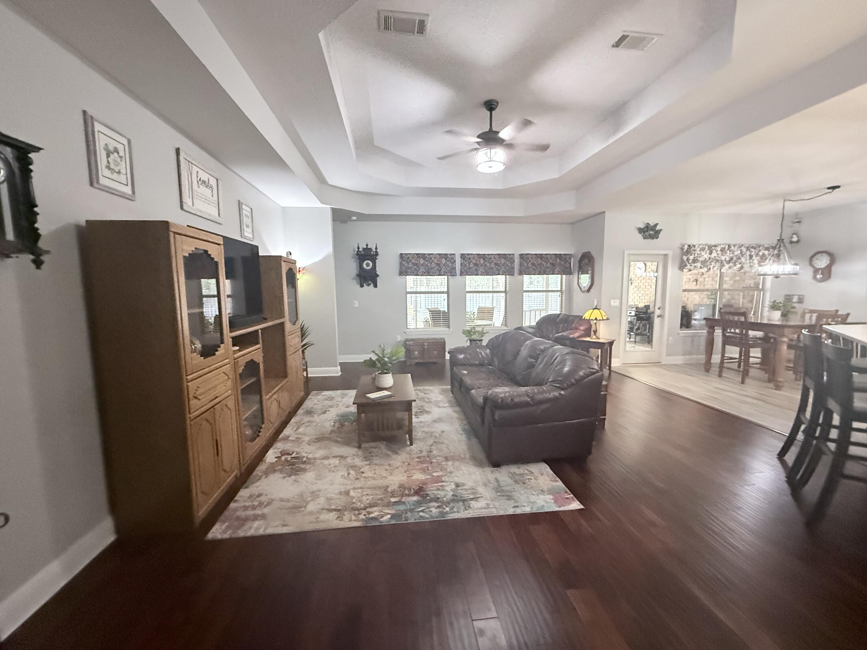 HAMMOCK BAY - Residential