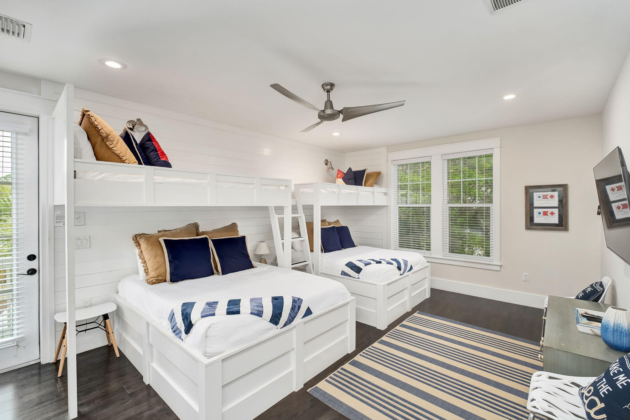 SEAGROVE 5TH ADDN - Residential