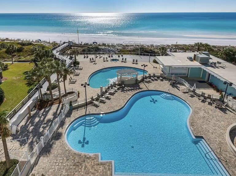 TIDES AT TOPS'L - Residential