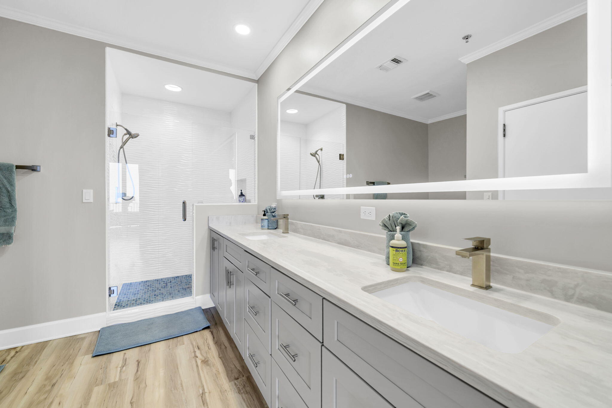 TIDES AT TOPS'L - Residential