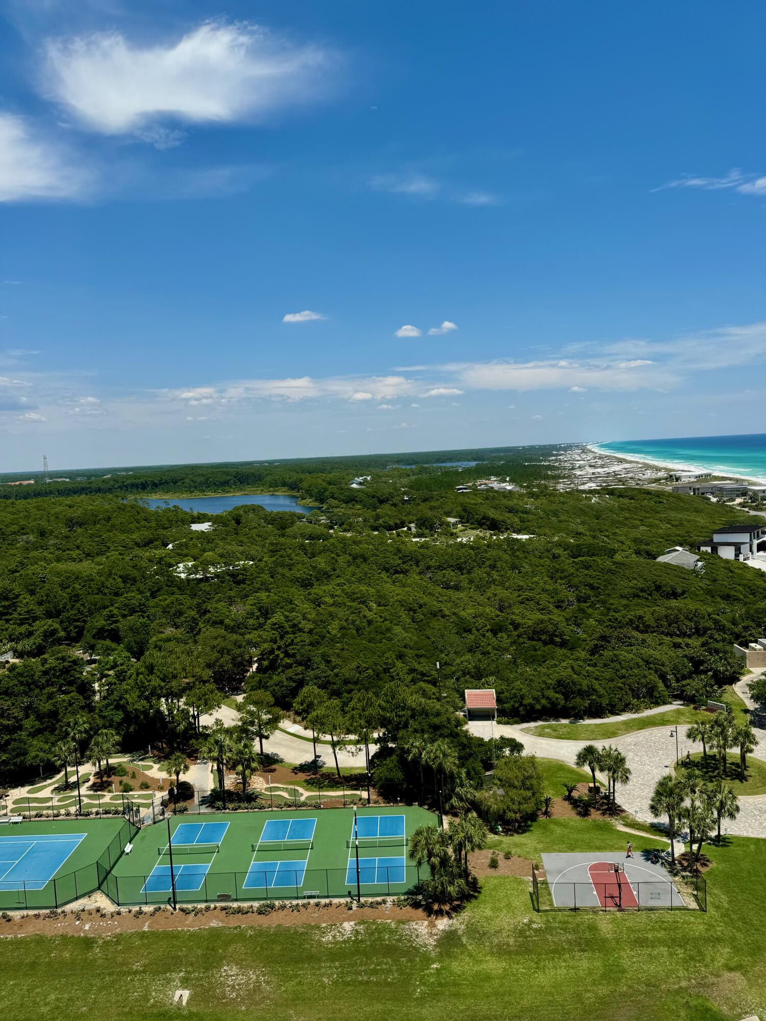 TIDES AT TOPS'L - Residential