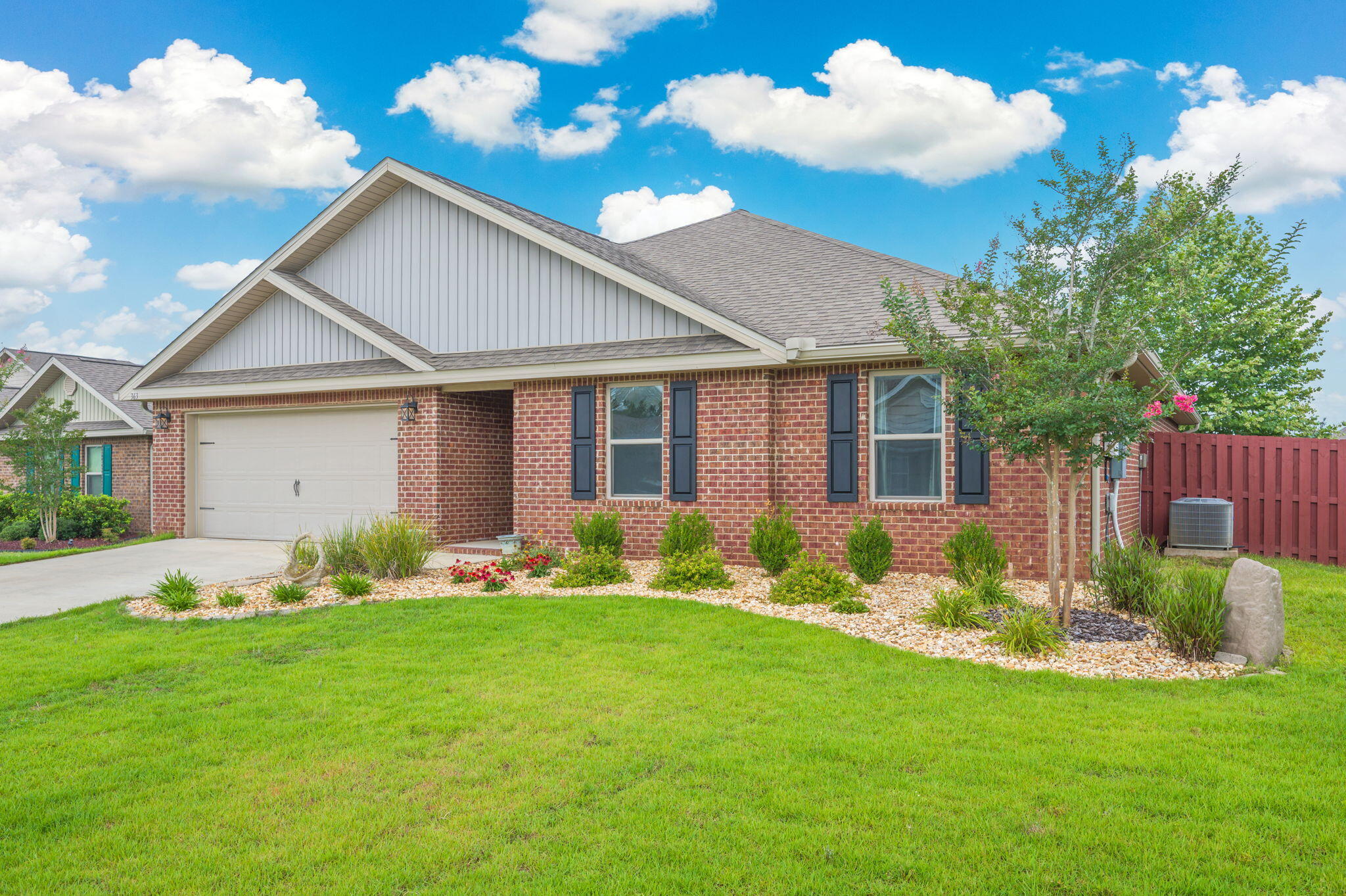 Redstone Commons - Residential