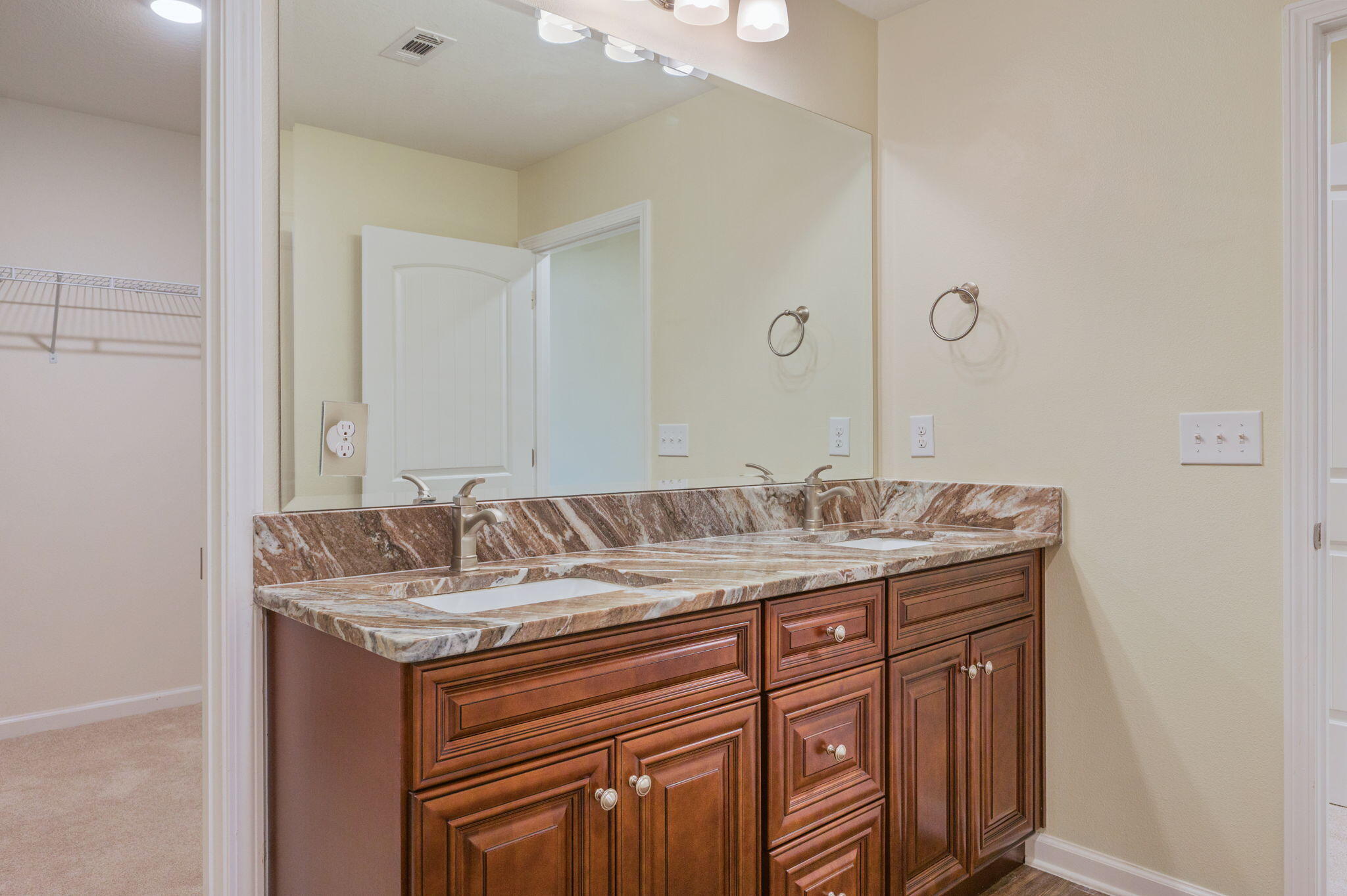 Redstone Commons - Residential