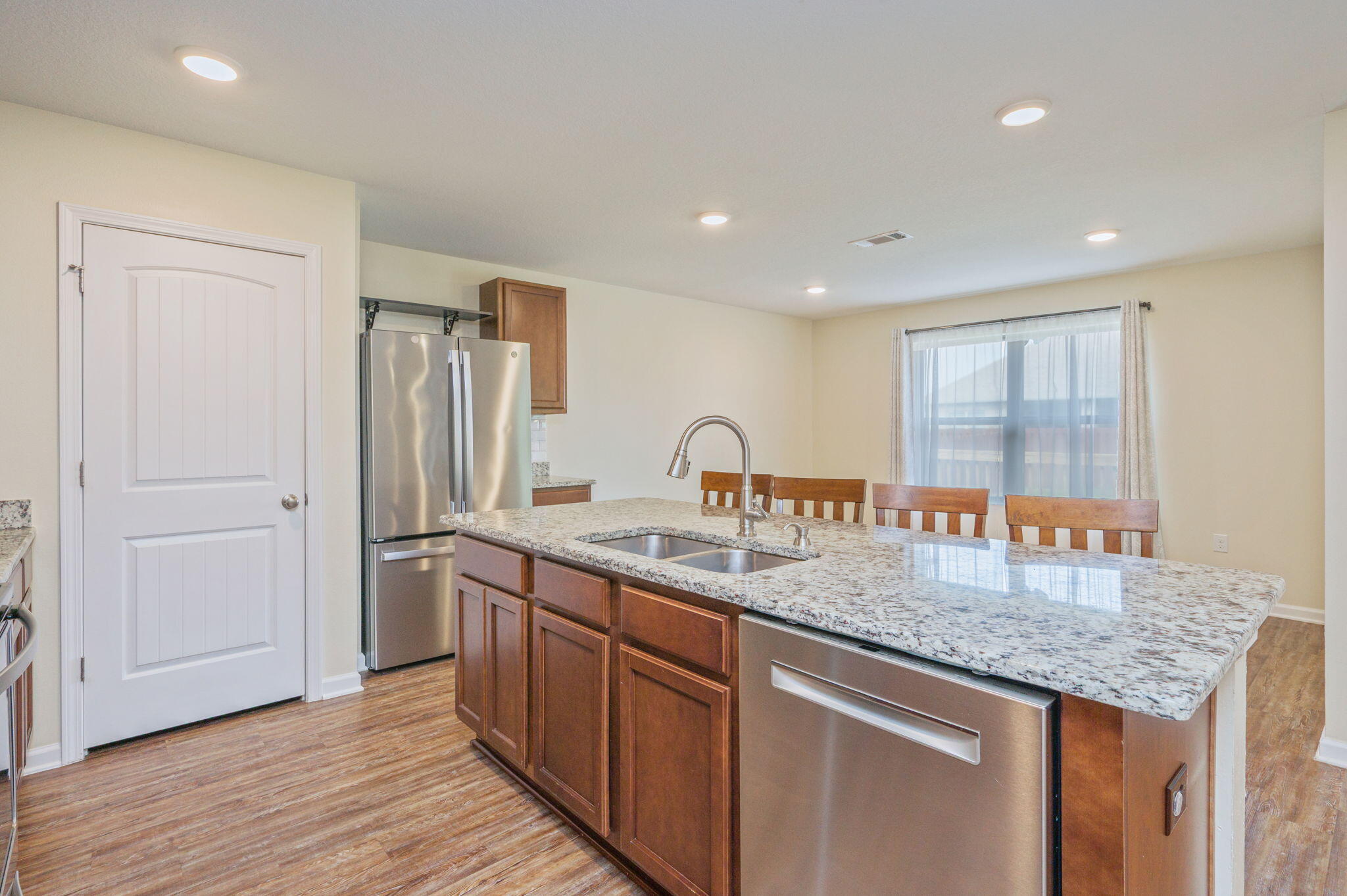 Redstone Commons - Residential