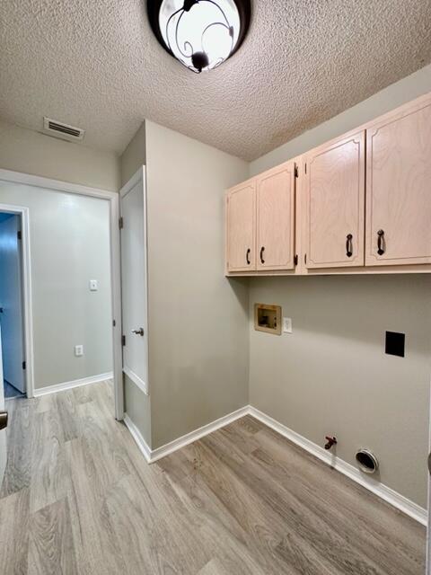 TIMBERLAKE ESTATES 1ST ADDN - Residential Lease