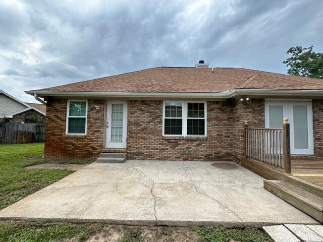 TIMBERLAKE ESTATES 1ST ADDN - Residential Lease