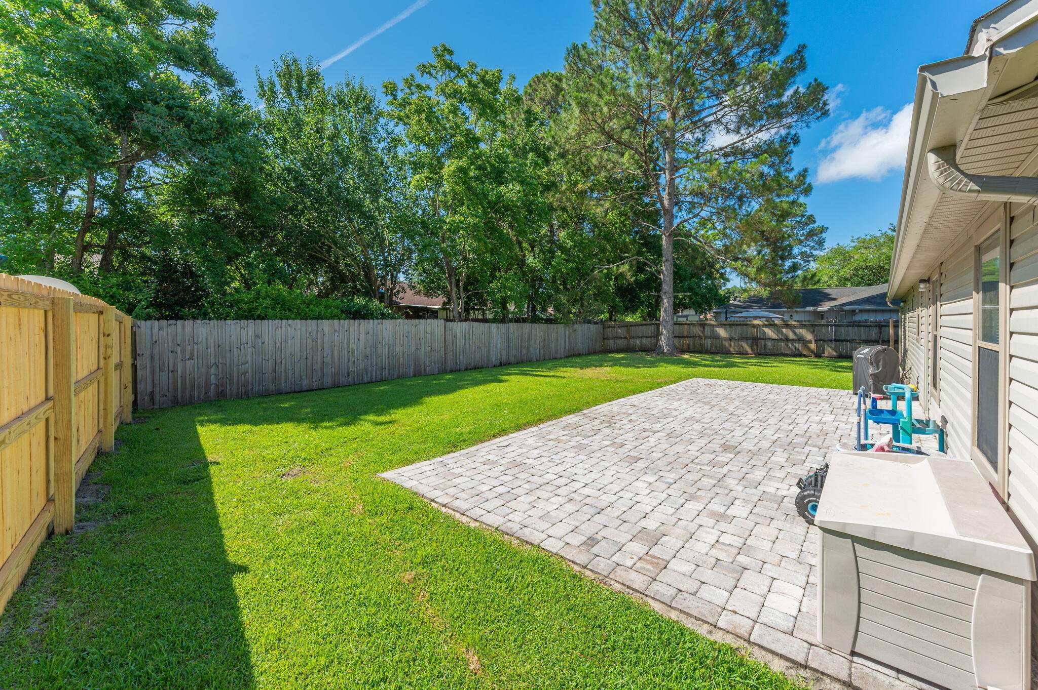 PINE MEADOWS 2ND ADDN - Residential